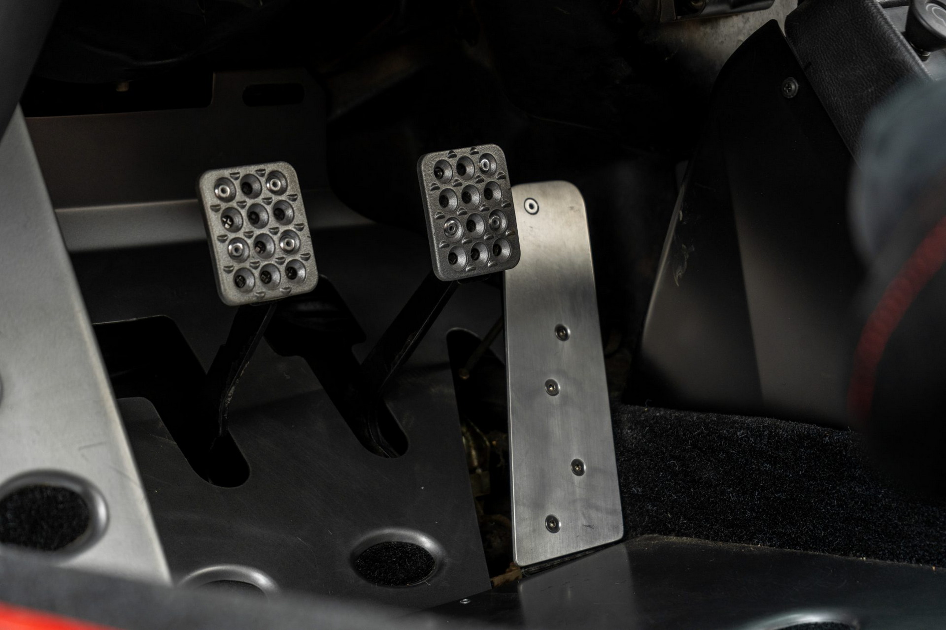 Live Out Your Safari Dreams With This Rally-Spec 1985 Porsche 911