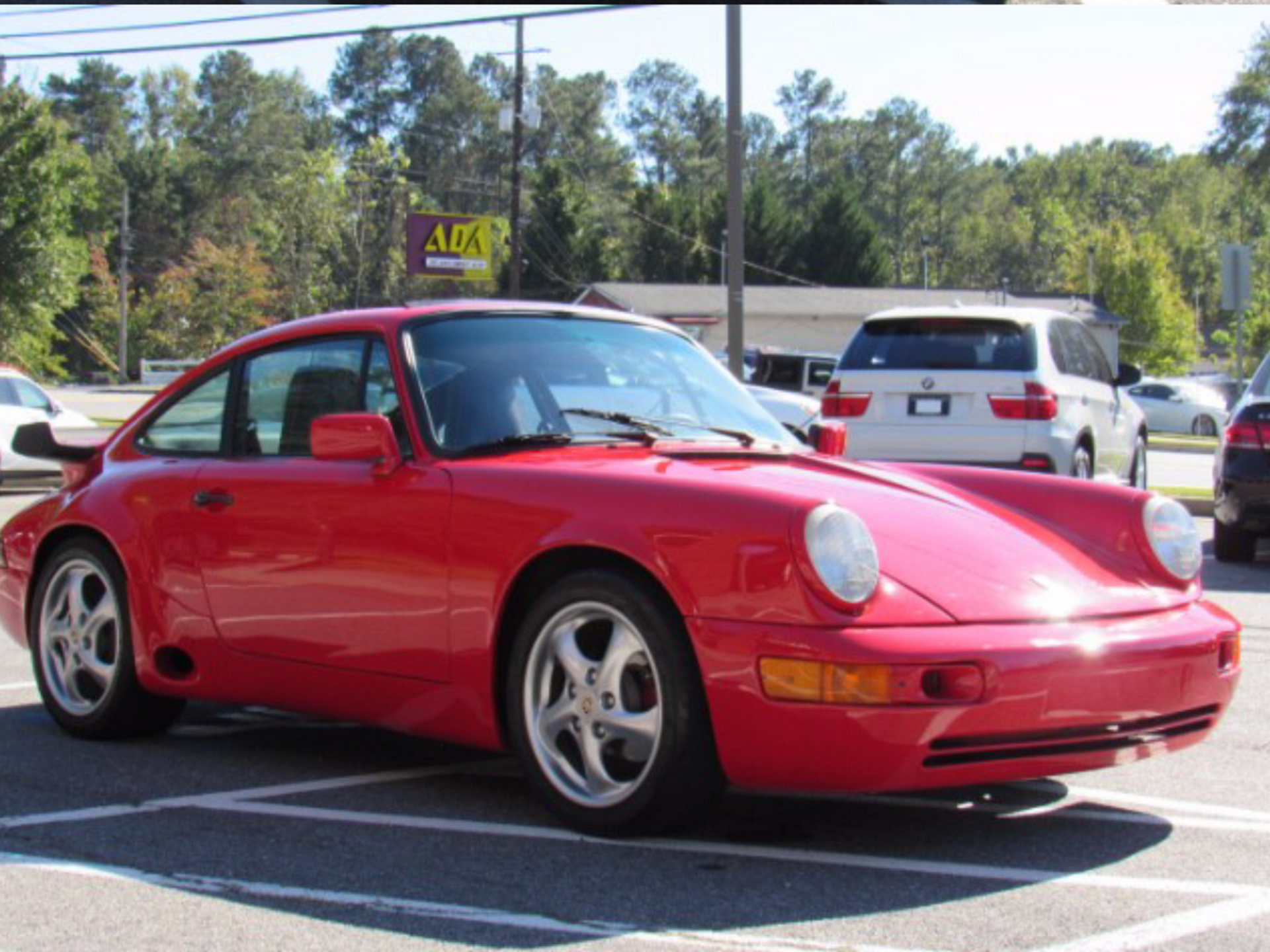 Live Out Your Safari Dreams With This Rally-Spec 1985 Porsche 911