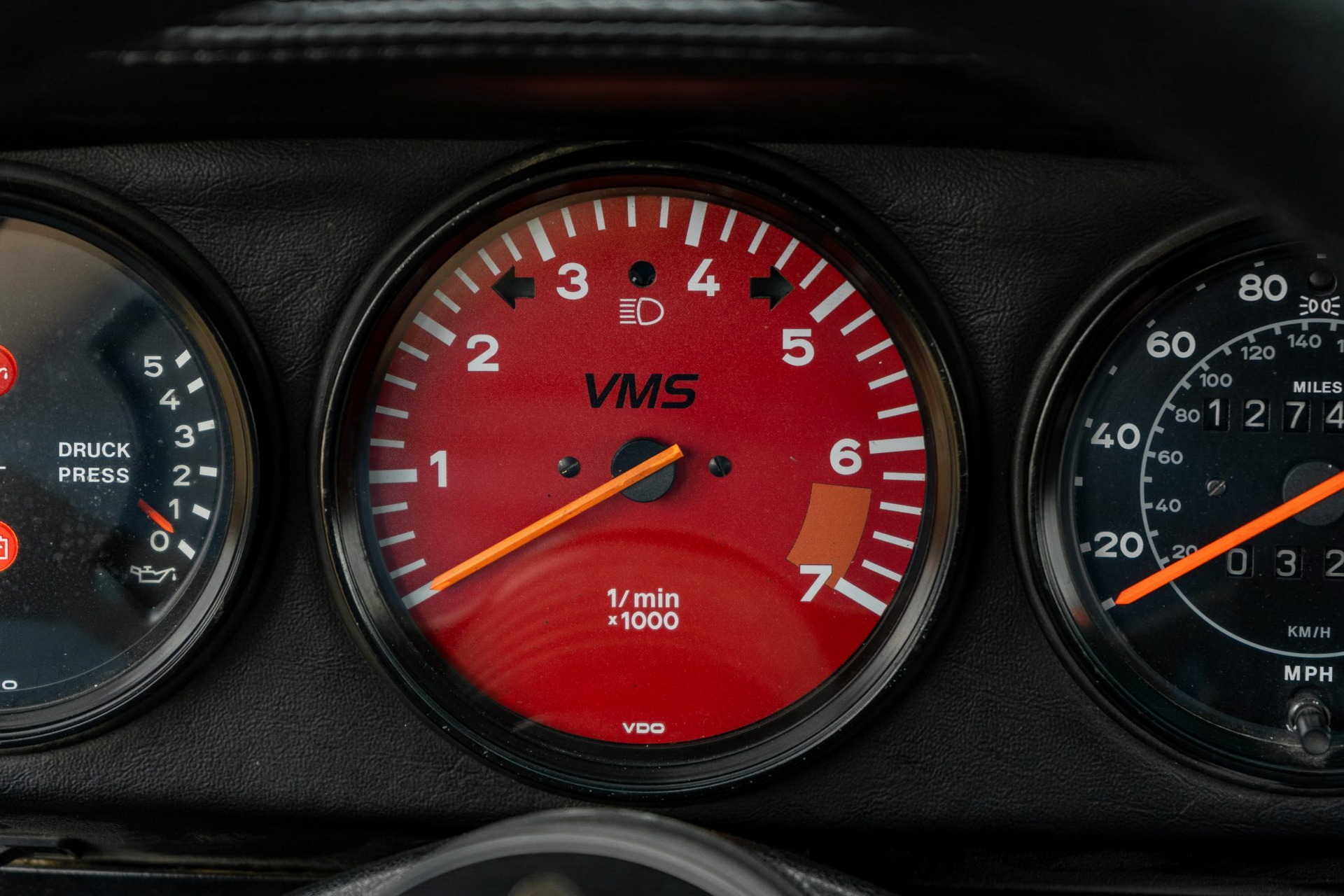 Live Out Your Safari Dreams With This Rally-Spec 1985 Porsche 911