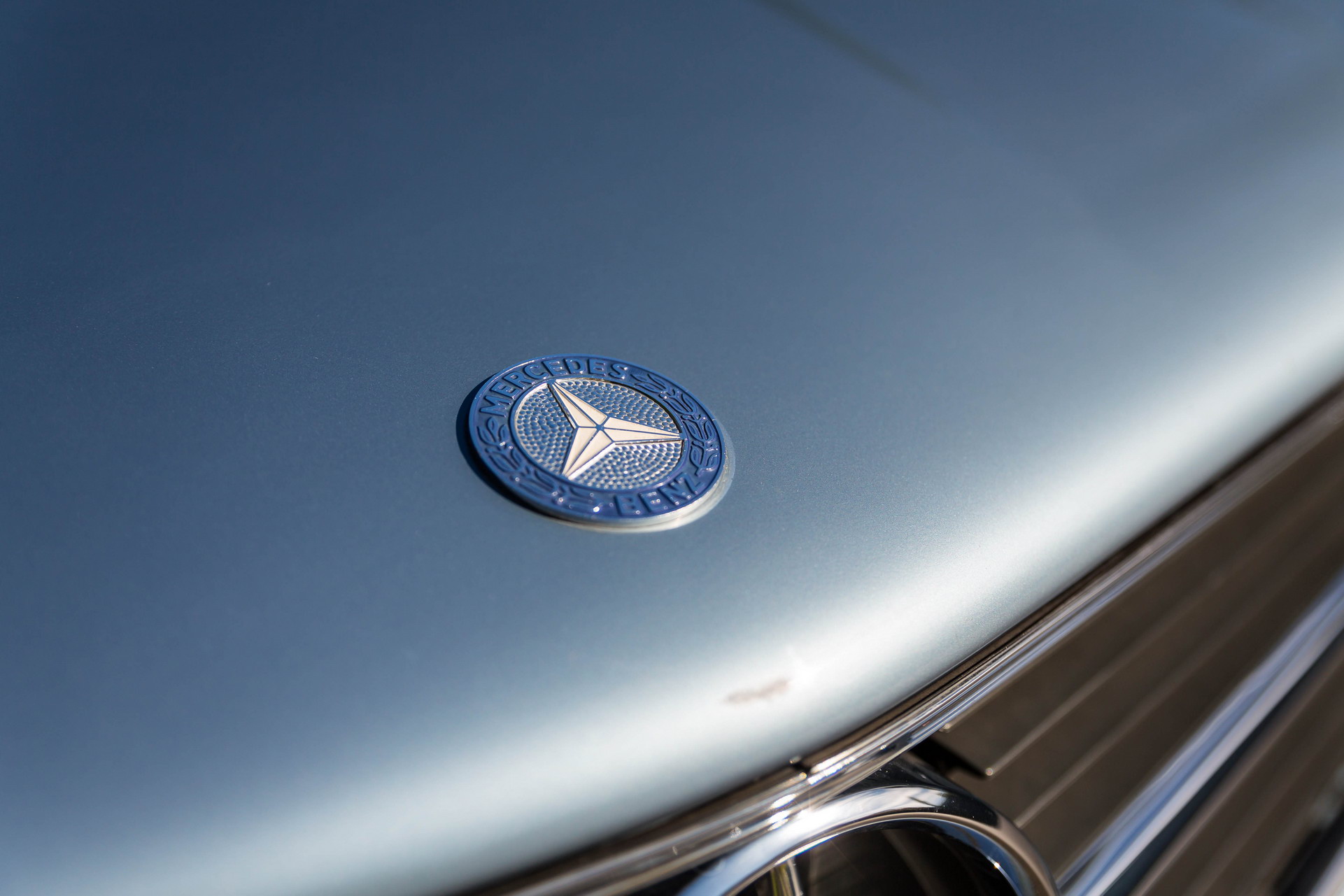 Coachbuilt W126 Mercedes-Benz S-Class Convertible And Wagon Are An Odd Couple