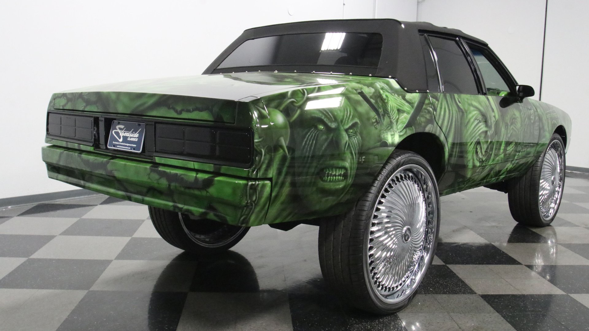 This Customized 1989 Chevrolet Caprice Is a Hulk-Themed Hi-Riser