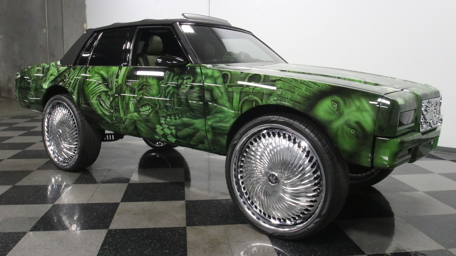 This Customized 1989 Chevrolet Caprice Is a Hulk-Themed Hi-Riser