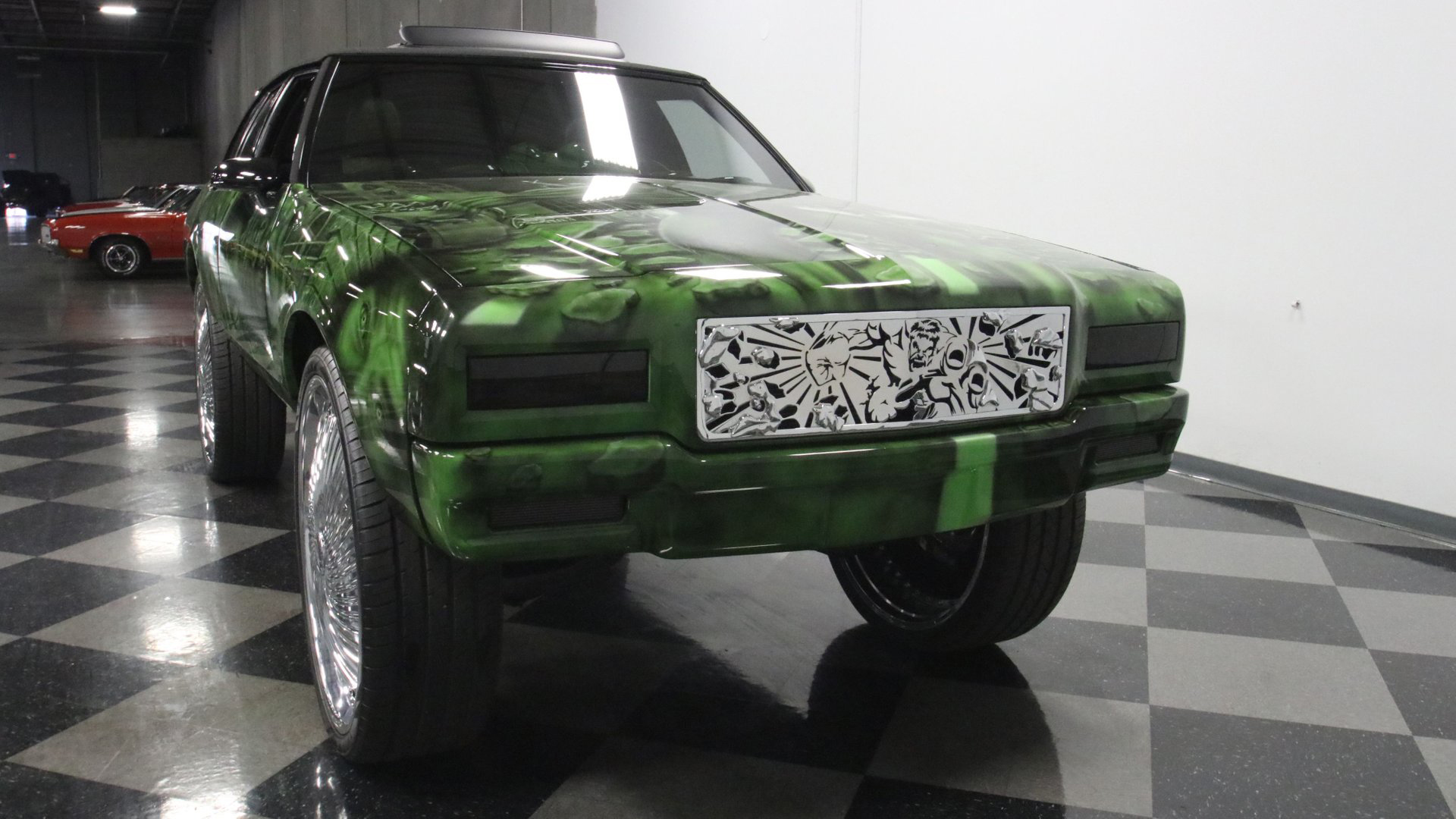 This Customized 1989 Chevrolet Caprice Is a Hulk-Themed Hi-Riser