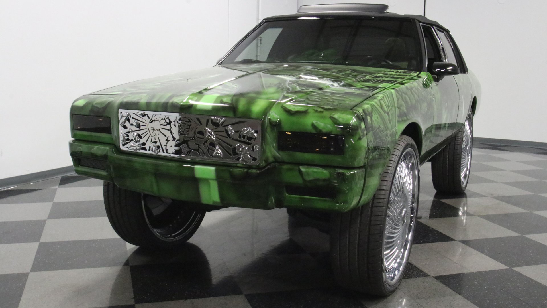 This Customized 1989 Chevrolet Caprice Is a Hulk-Themed Hi-Riser