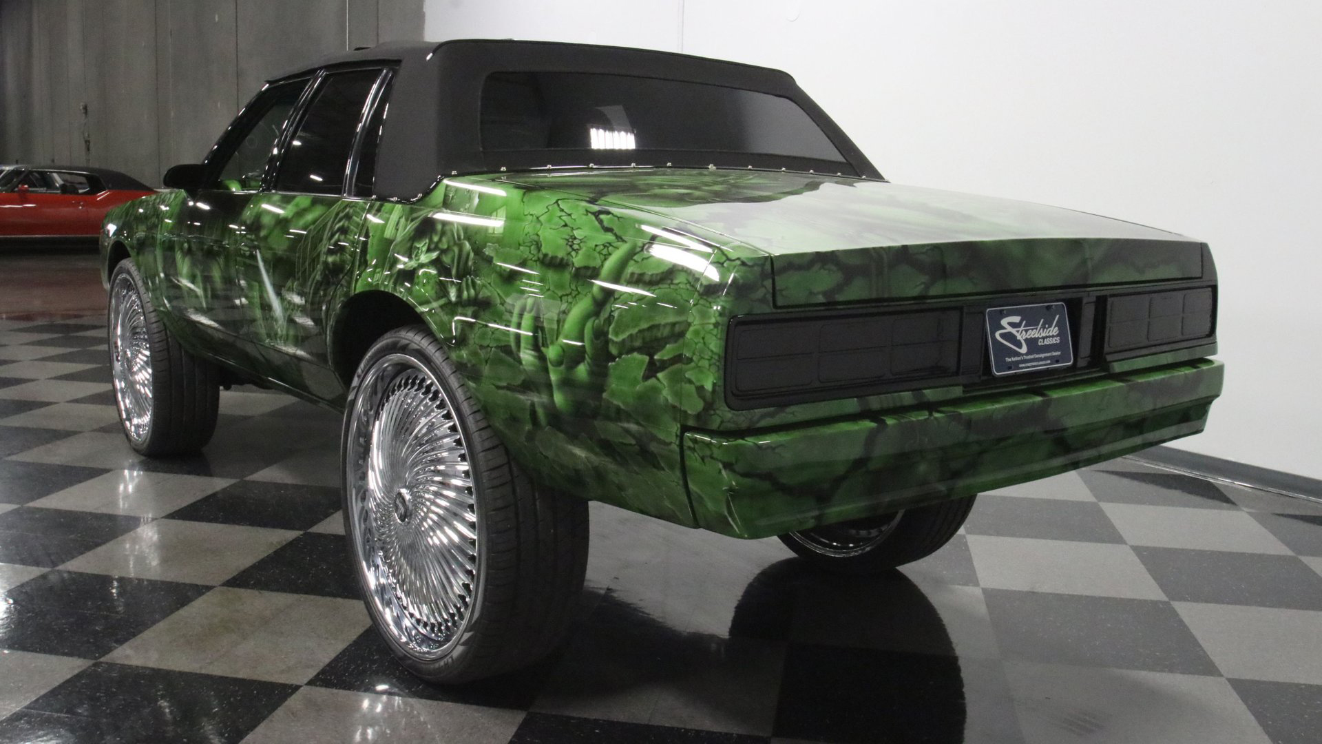 This Customized 1989 Chevrolet Caprice Is a Hulk-Themed Hi-Riser