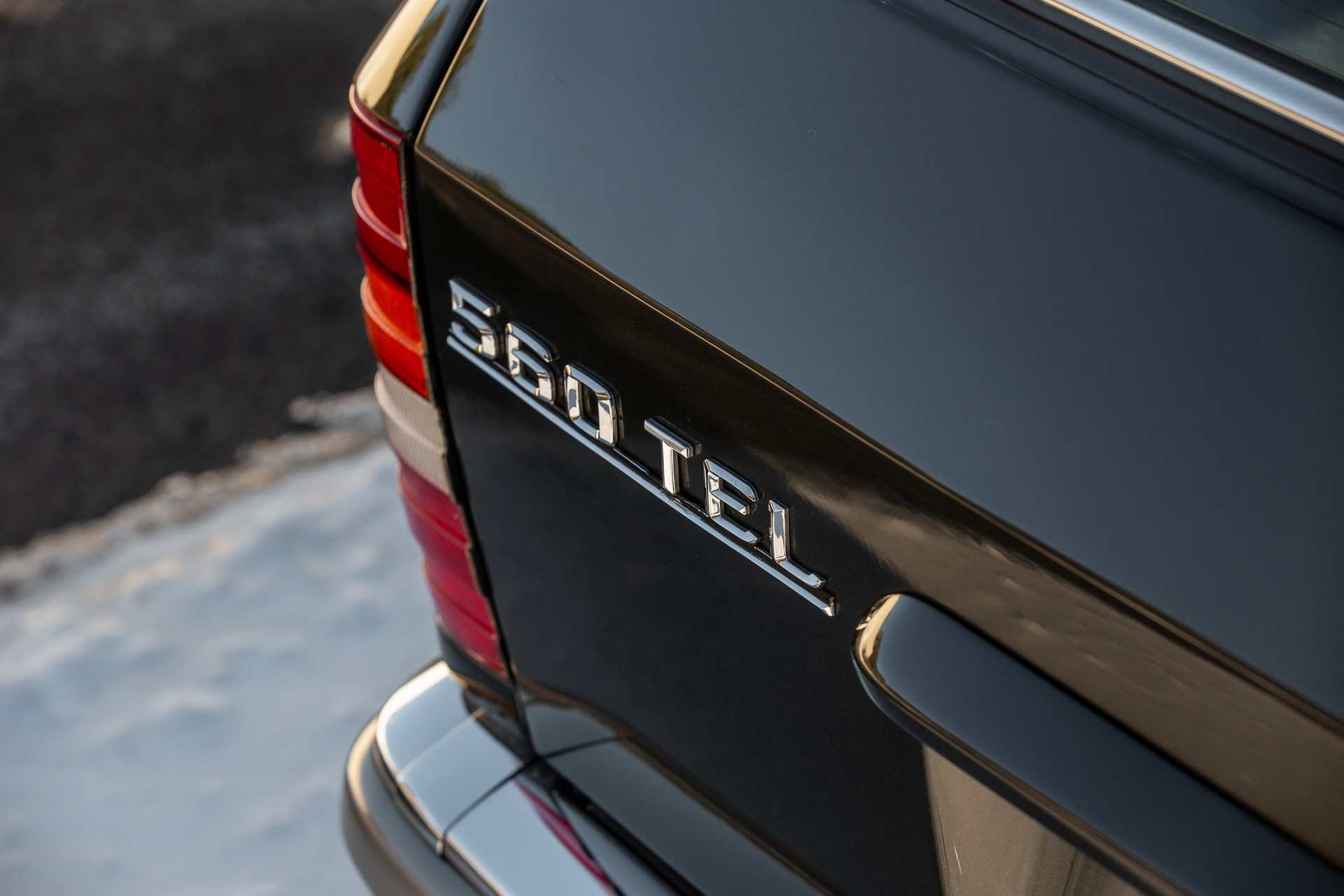 Coachbuilt W126 Mercedes-Benz S-Class Convertible And Wagon Are An Odd Couple