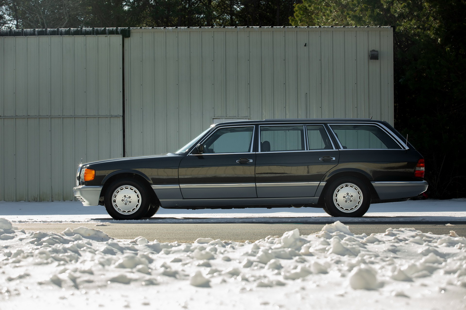 Coachbuilt W126 Mercedes-Benz S-Class Convertible And Wagon Are An Odd Couple