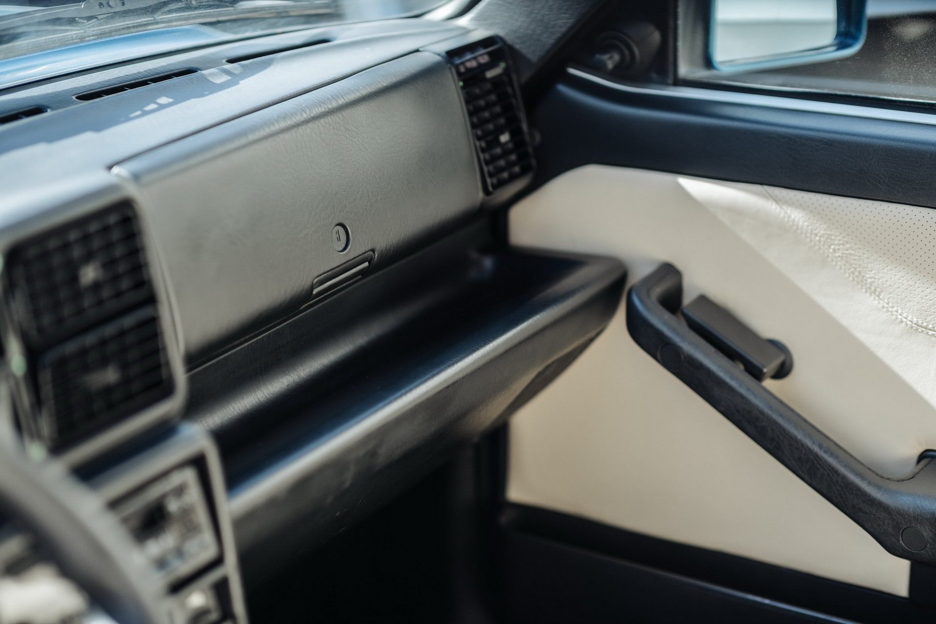 1995 Delta HF Integrale Evoluzione II Celebrates Lancia’s Ultimate Rally Car