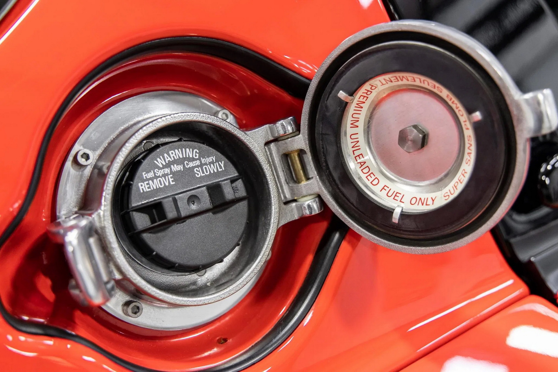 Want A Brand New 1997 Dodge Viper GTS With Delivery Mileage? It’s Your Lucky Day!