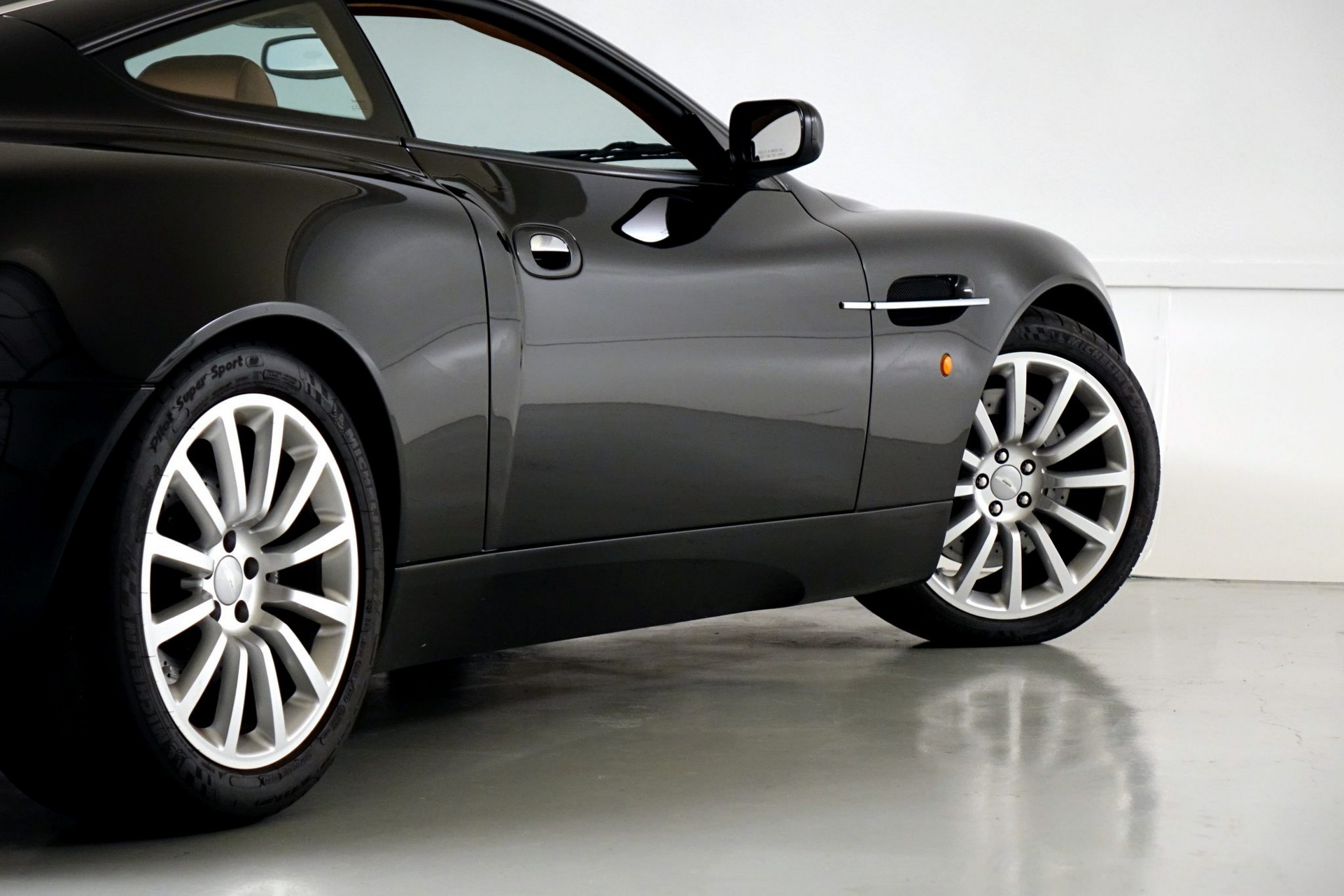 This 5,000 Mile V12 Vanquish Could Be Yours (And It’s Still A Bit Of A Bargain)