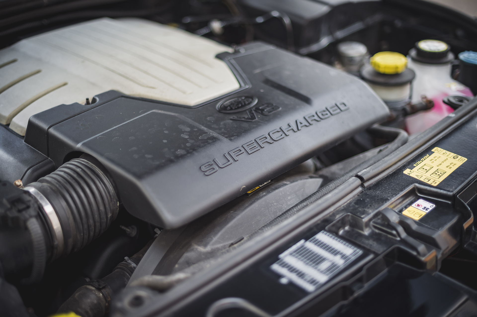 Someone Nabbed An Ex-David Beckham Kahn Design Range Rover Sport For £15,500