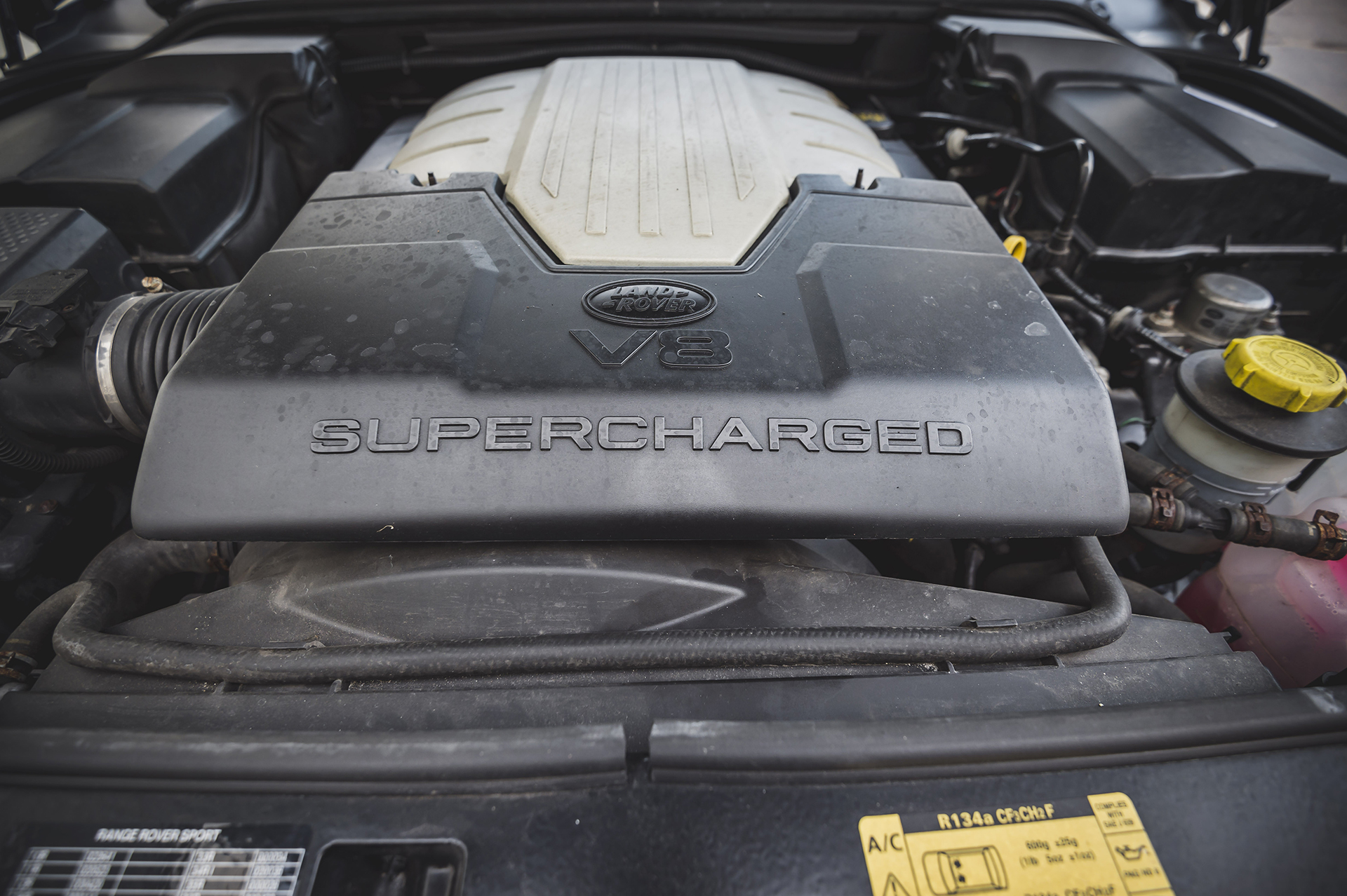 Someone Nabbed An Ex-David Beckham Kahn Design Range Rover Sport For £15,500