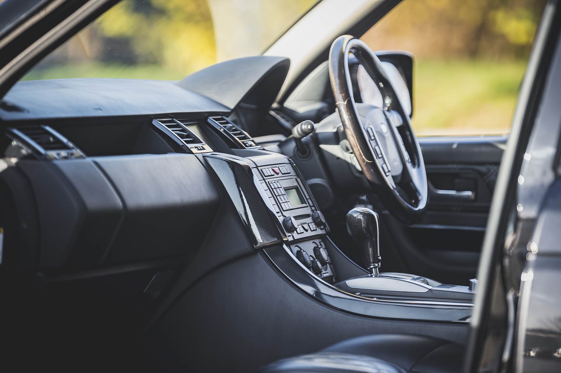 Someone Nabbed An Ex-David Beckham Kahn Design Range Rover Sport For £15,500