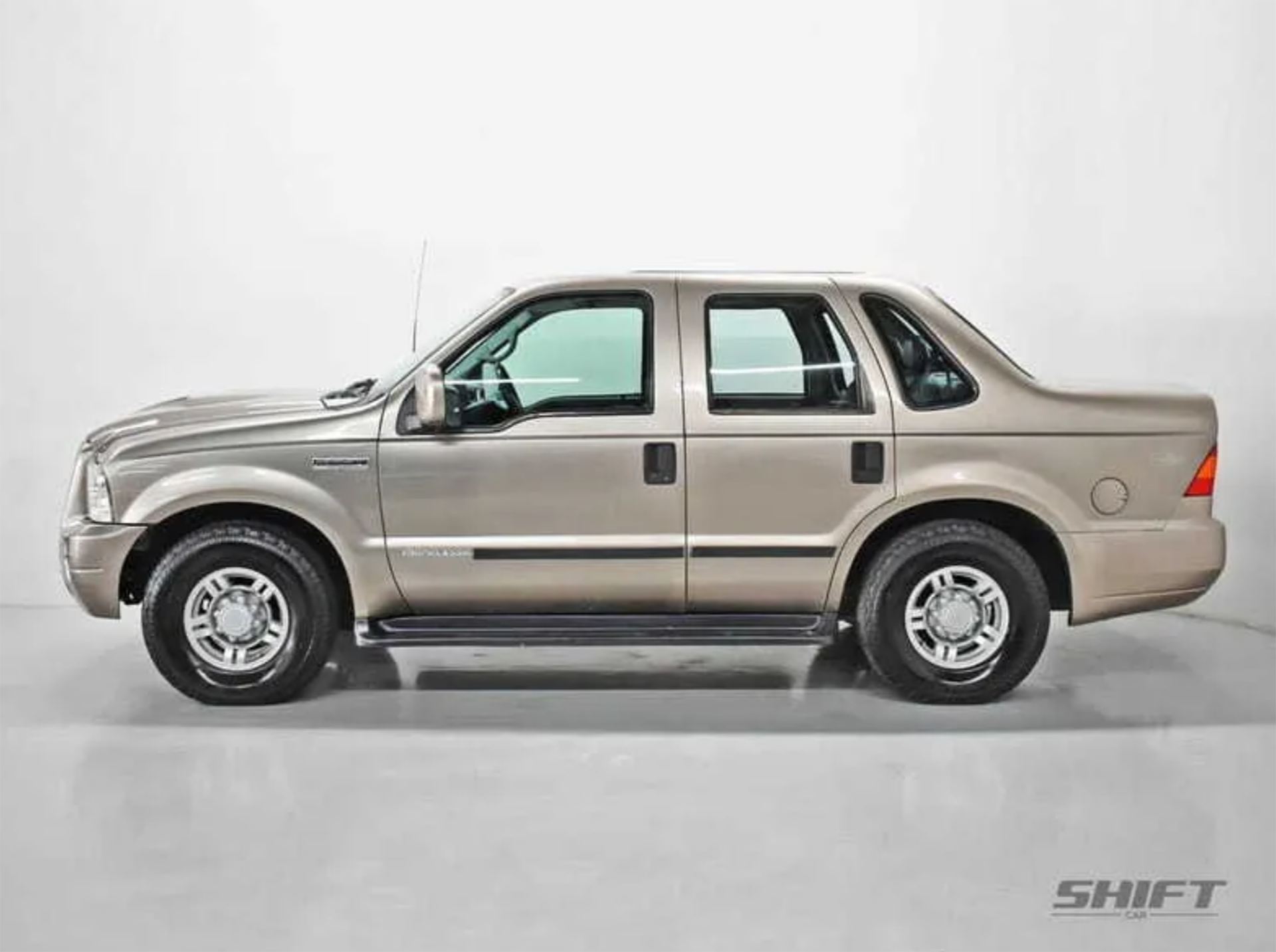 Tropical Cabines’ Ford F250 Super Duty Sedan Is The Brazilian Equivalent Of The Aznom Palladium