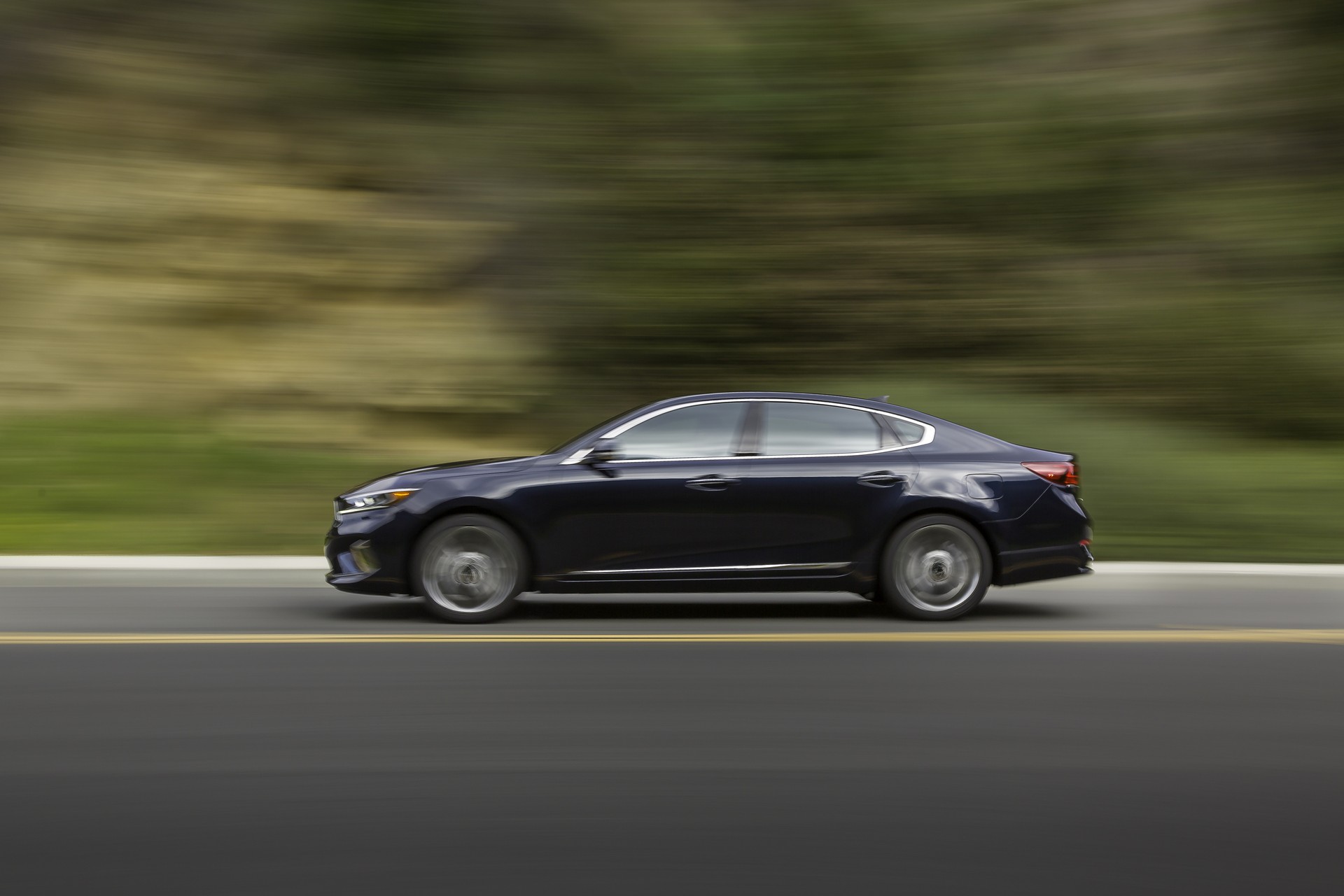 Kia Is Dropping The Cadenza And K900 In The United States