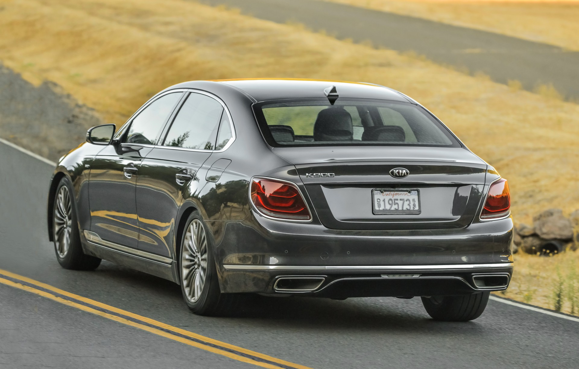 Kia Is Dropping The Cadenza And K900 In The United States