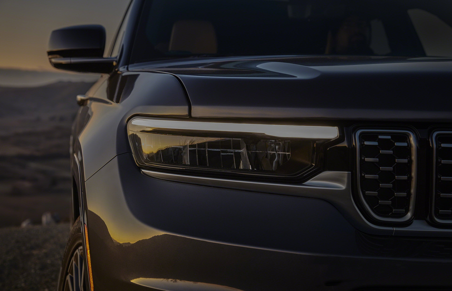 2021 Jeep Grand Cherokee L Debuts With 3-Rows Of Seats, Striking Looks And Added Luxury