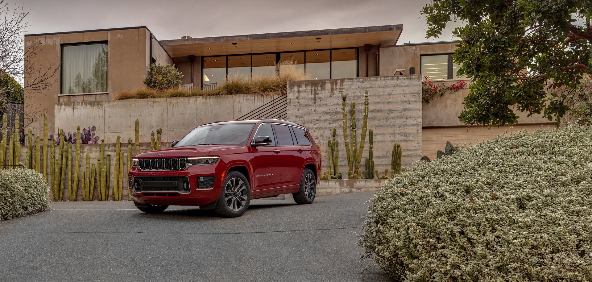 2021 Jeep Grand Cherokee L Debuts With 3-Rows Of Seats, Striking Looks And Added Luxury