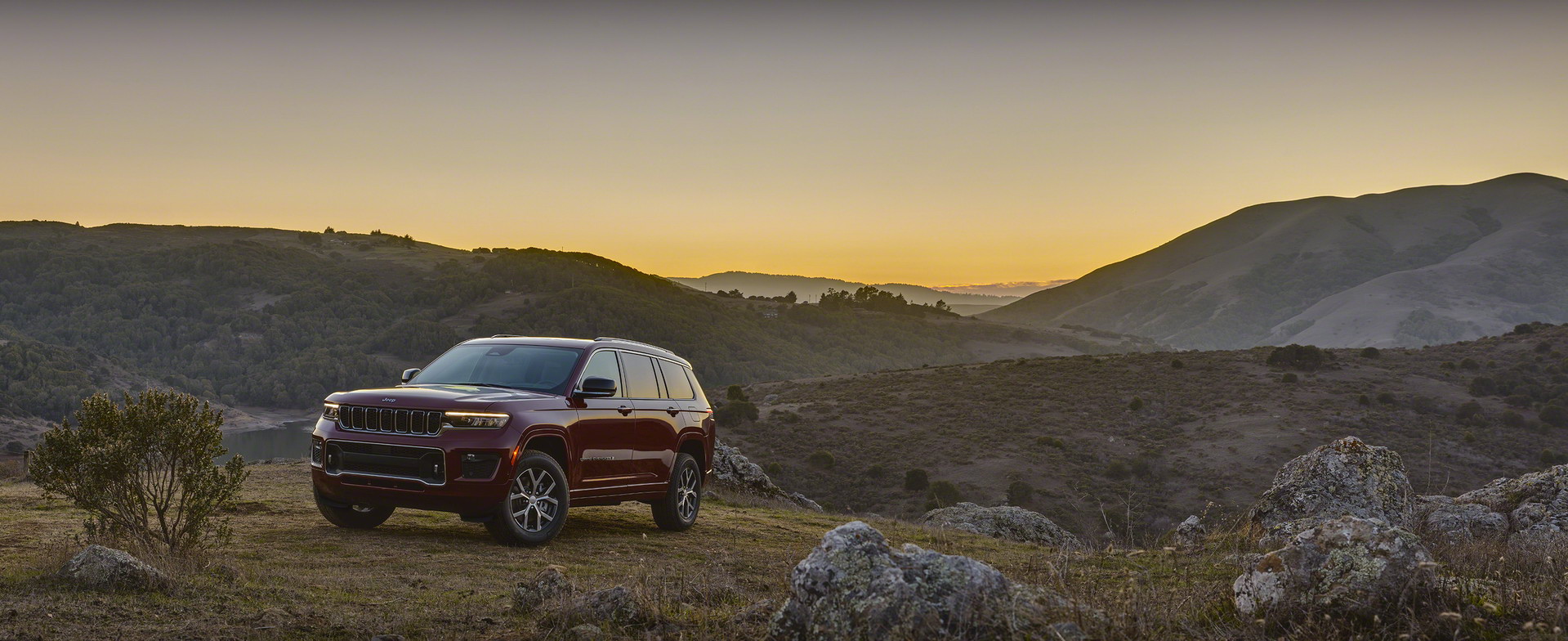 2021 Jeep Grand Cherokee L Debuts With 3-Rows Of Seats, Striking Looks And Added Luxury