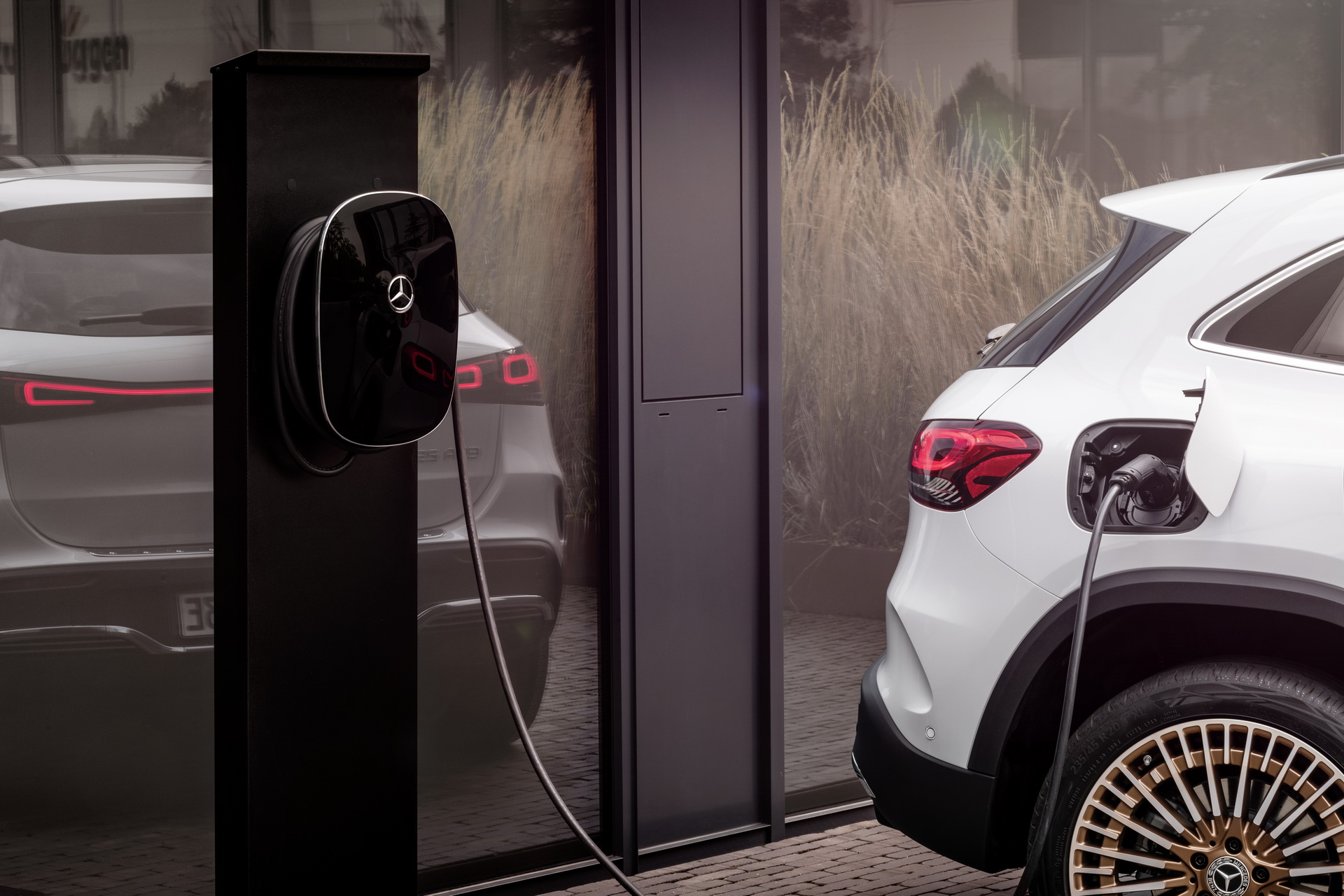 2021 Mercedes EQA Revealed As The Brand’s Smallest, Most Affordable EV