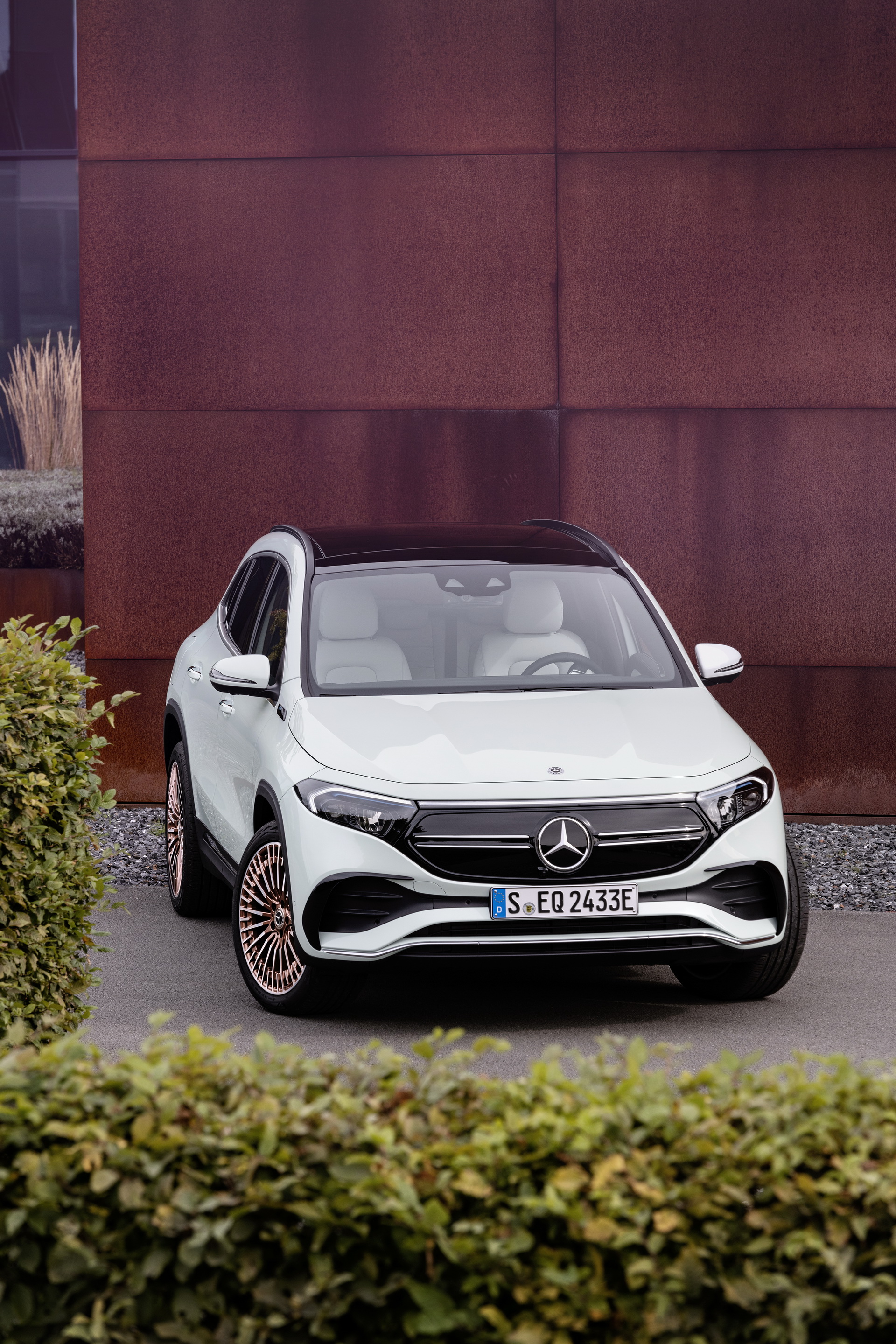 2021 Mercedes EQA Revealed As The Brand’s Smallest, Most Affordable EV
