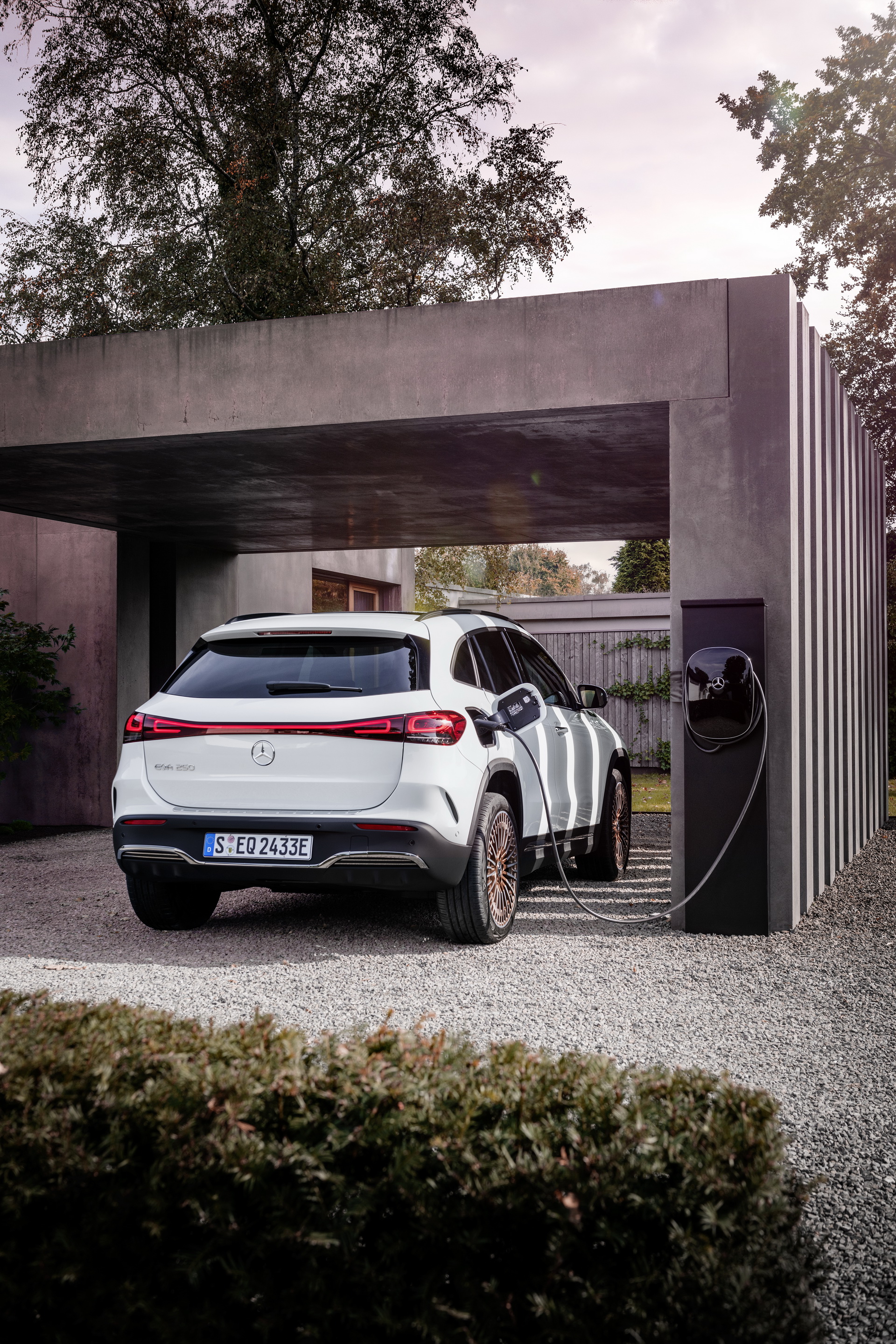 2021 Mercedes EQA Revealed As The Brand’s Smallest, Most Affordable EV