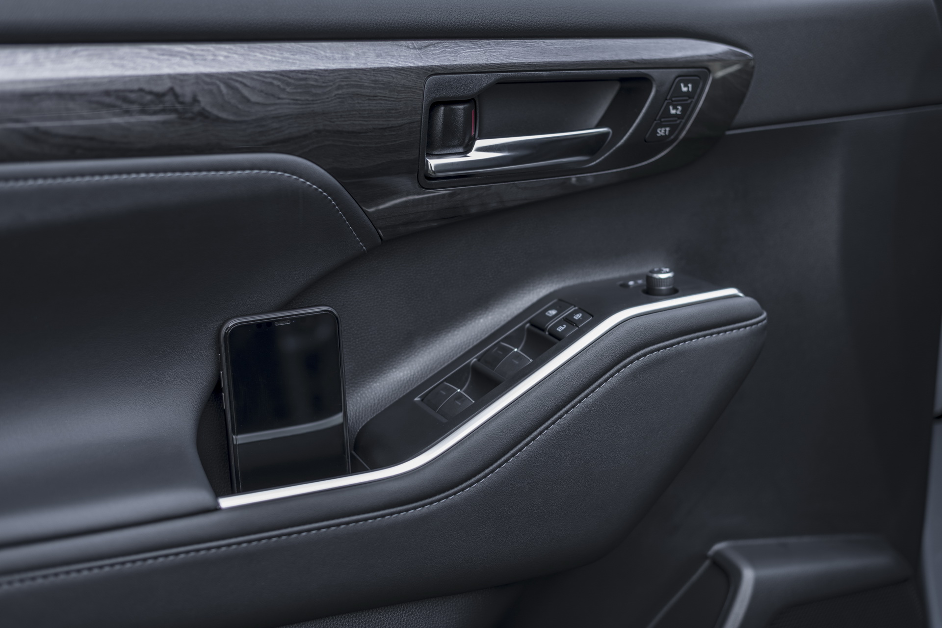 2021 Toyota Highlander Arrives In Europe For The First Time