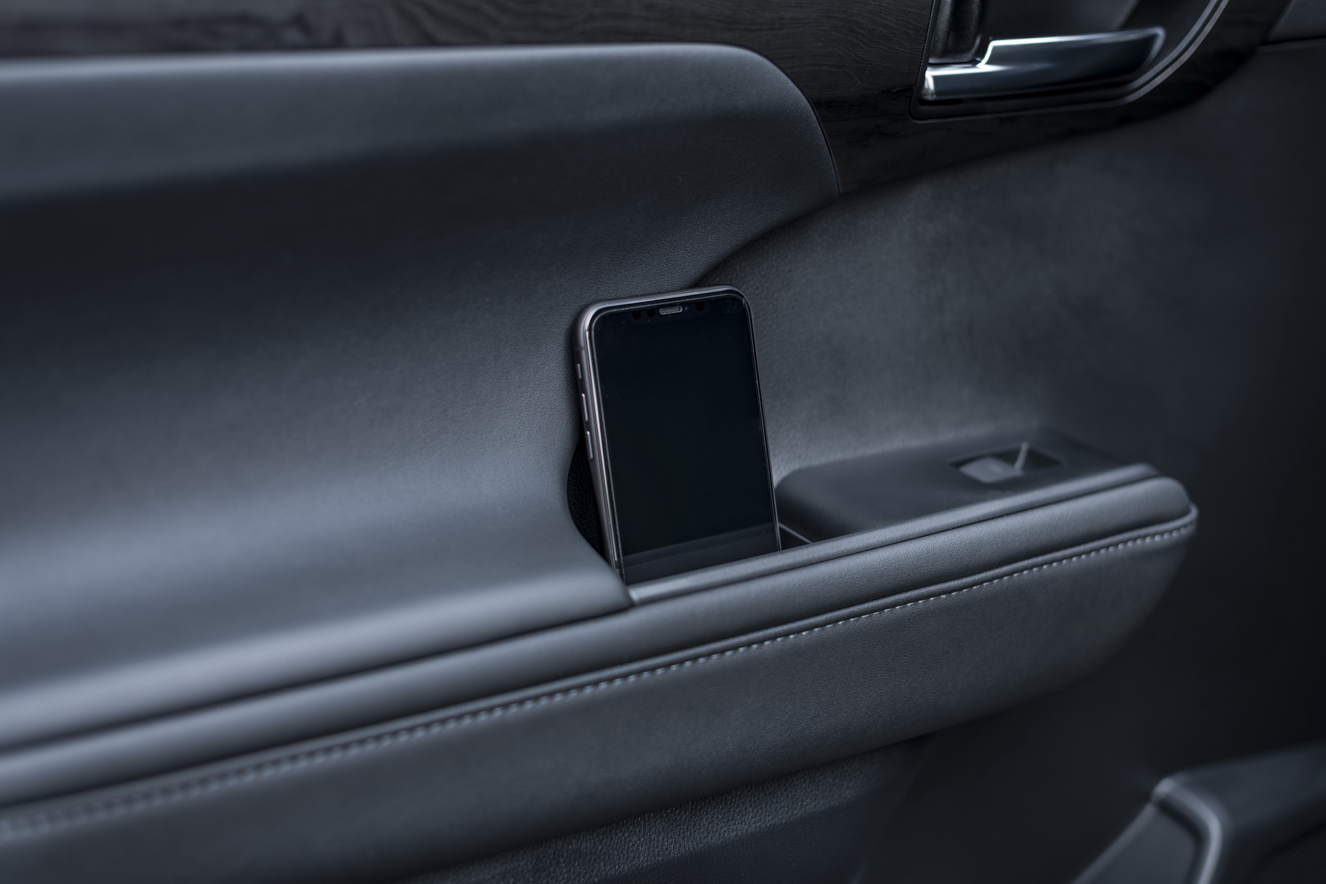 2021 Toyota Highlander Arrives In Europe For The First Time