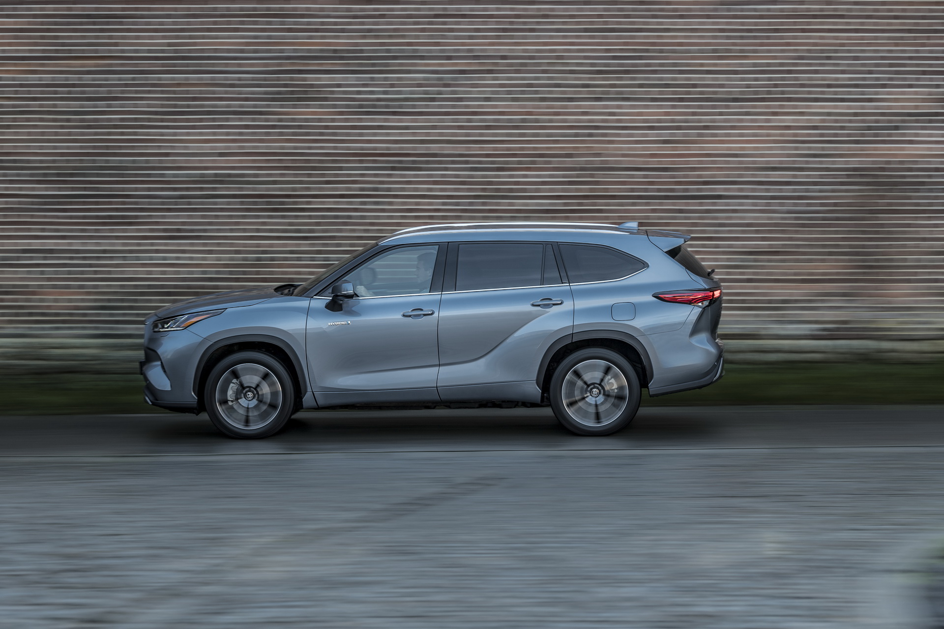 2021 Toyota Highlander Arrives In Europe For The First Time