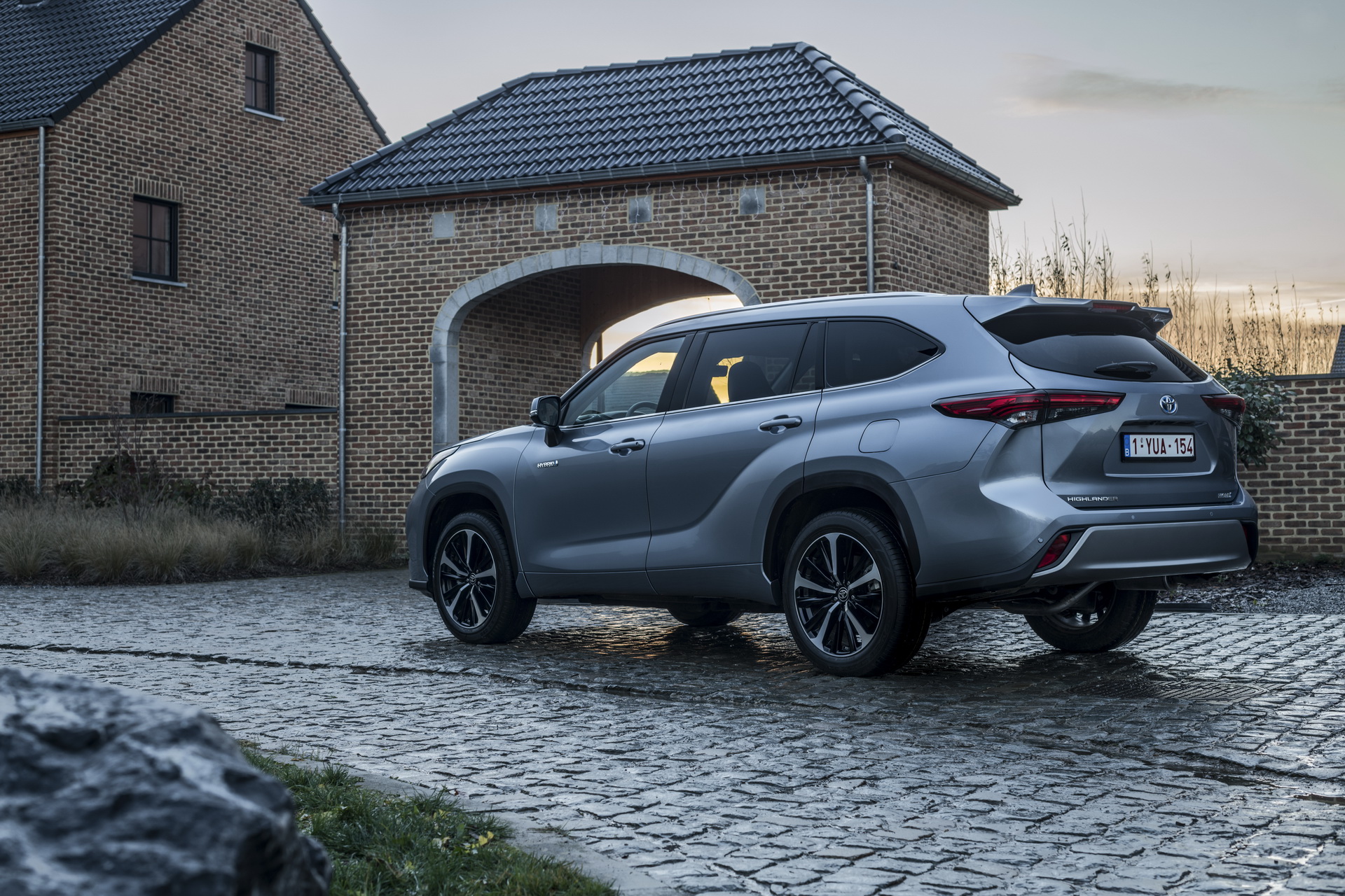 2021 Toyota Highlander Arrives In Europe For The First Time