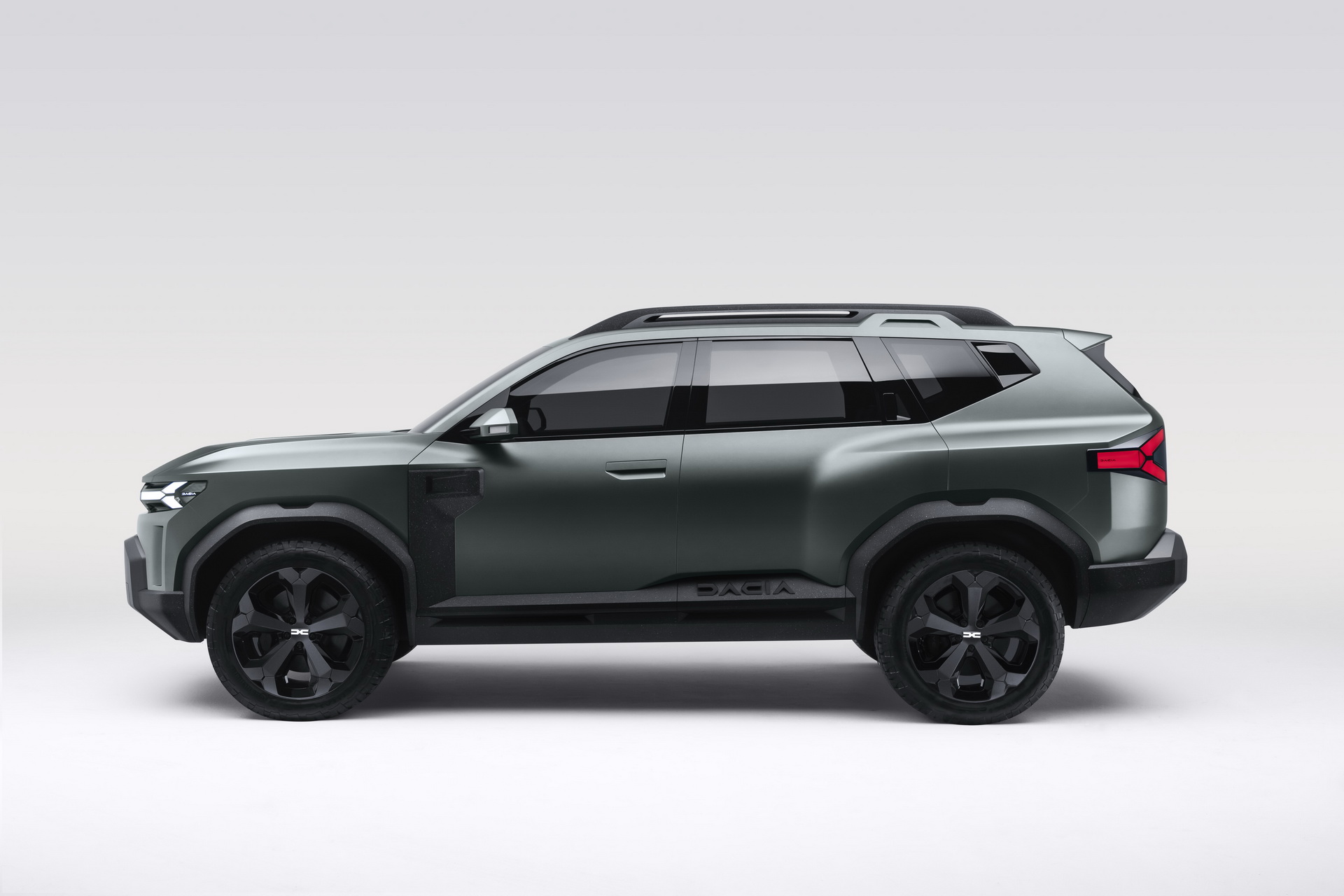 Bigster Concept Previews Dacia’s New Flagship SUV Coming In 2025