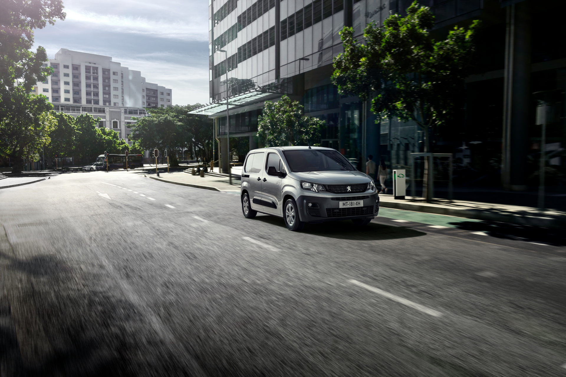 2021 Peugeot e-Partner Enters Electric LCV Market With 171-Mile Range