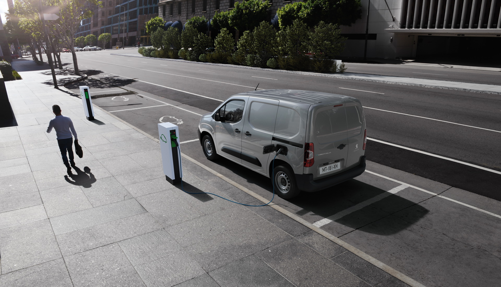 2021 Peugeot e-Partner Enters Electric LCV Market With 171-Mile Range