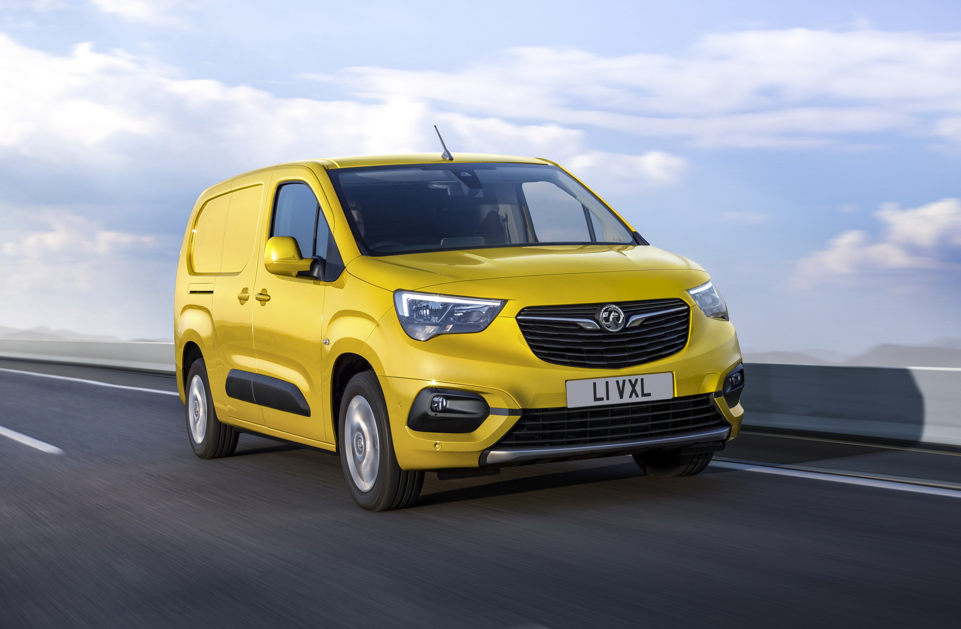 2021 Opel Combo-e Electric LCV Goes Official With 171-Mile* Range