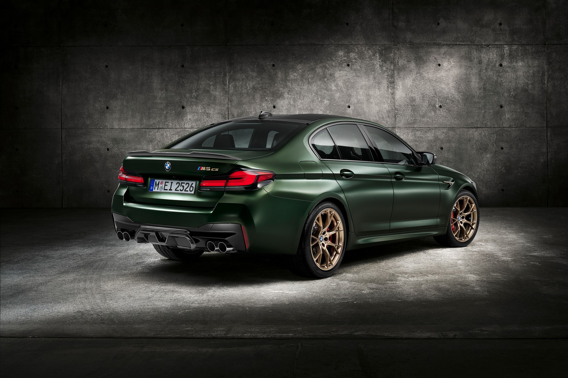 2022 BMW M5 CS Debuts With 627 HP, Hits 60 MPH In Less Than 3 Seconds