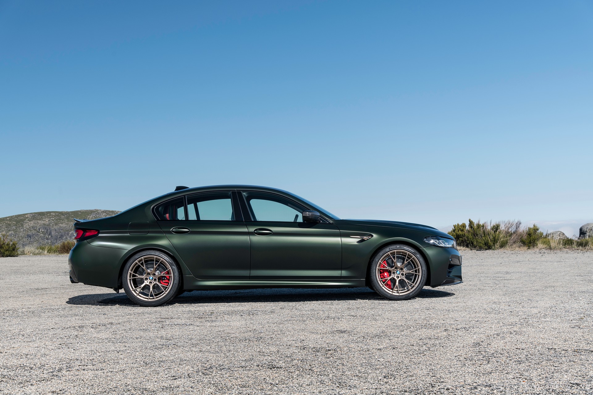 2022 BMW M5 CS Debuts With 627 HP, Hits 60 MPH In Less Than 3 Seconds