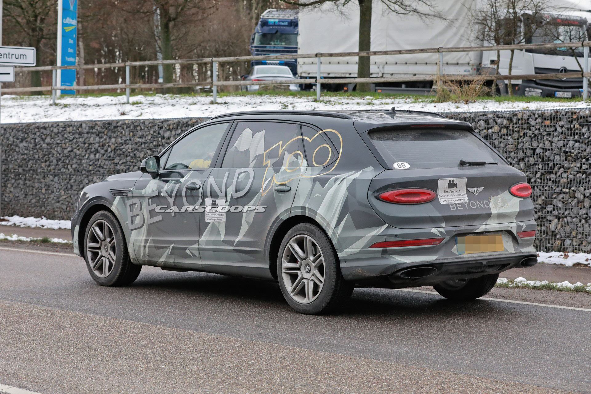 2022 Bentley Bentayga EWB Stretches Its Legs And Will Allow Owners To Do The Same7