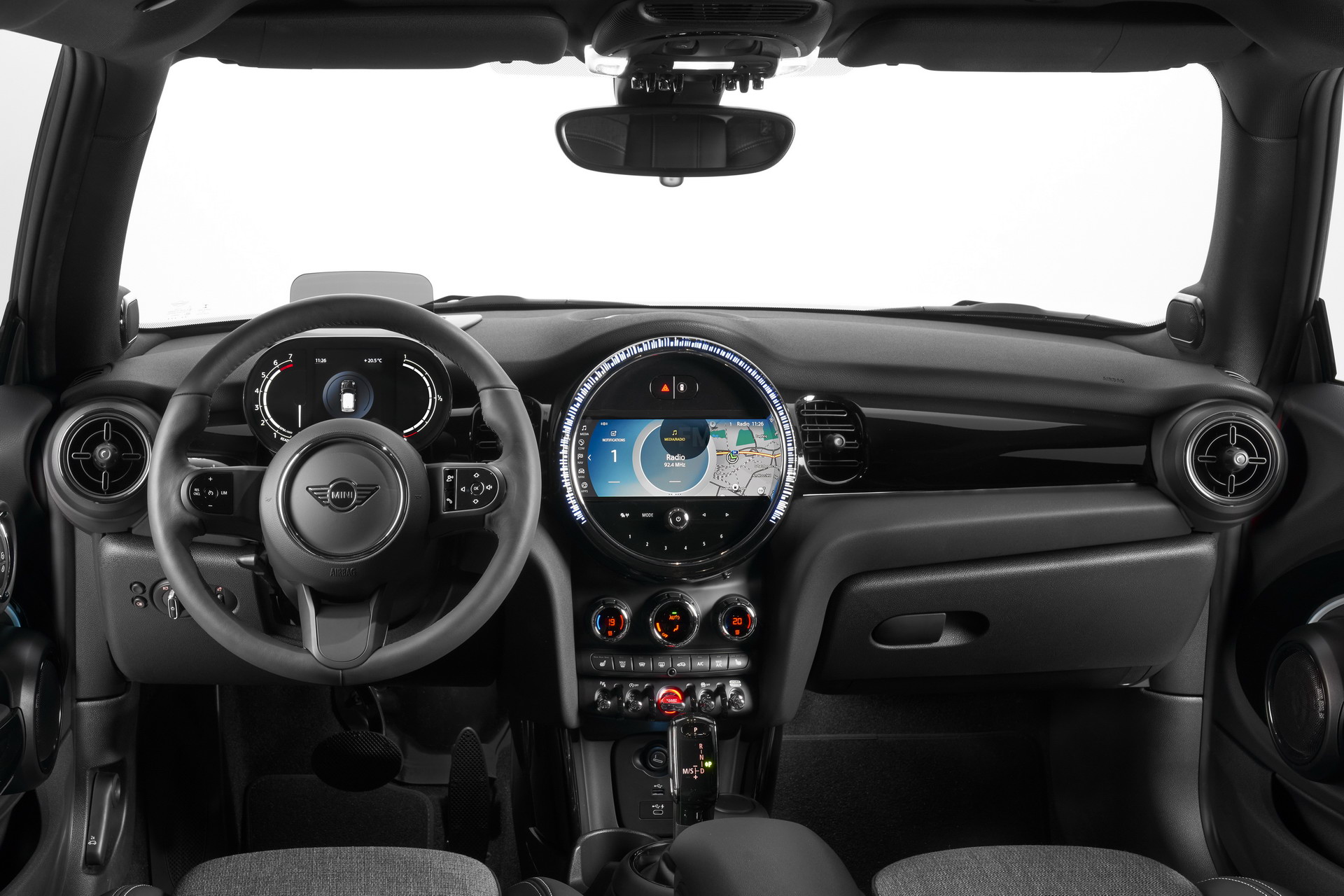MINI Gives 2022 Hatches And Convertible A Maxi Update