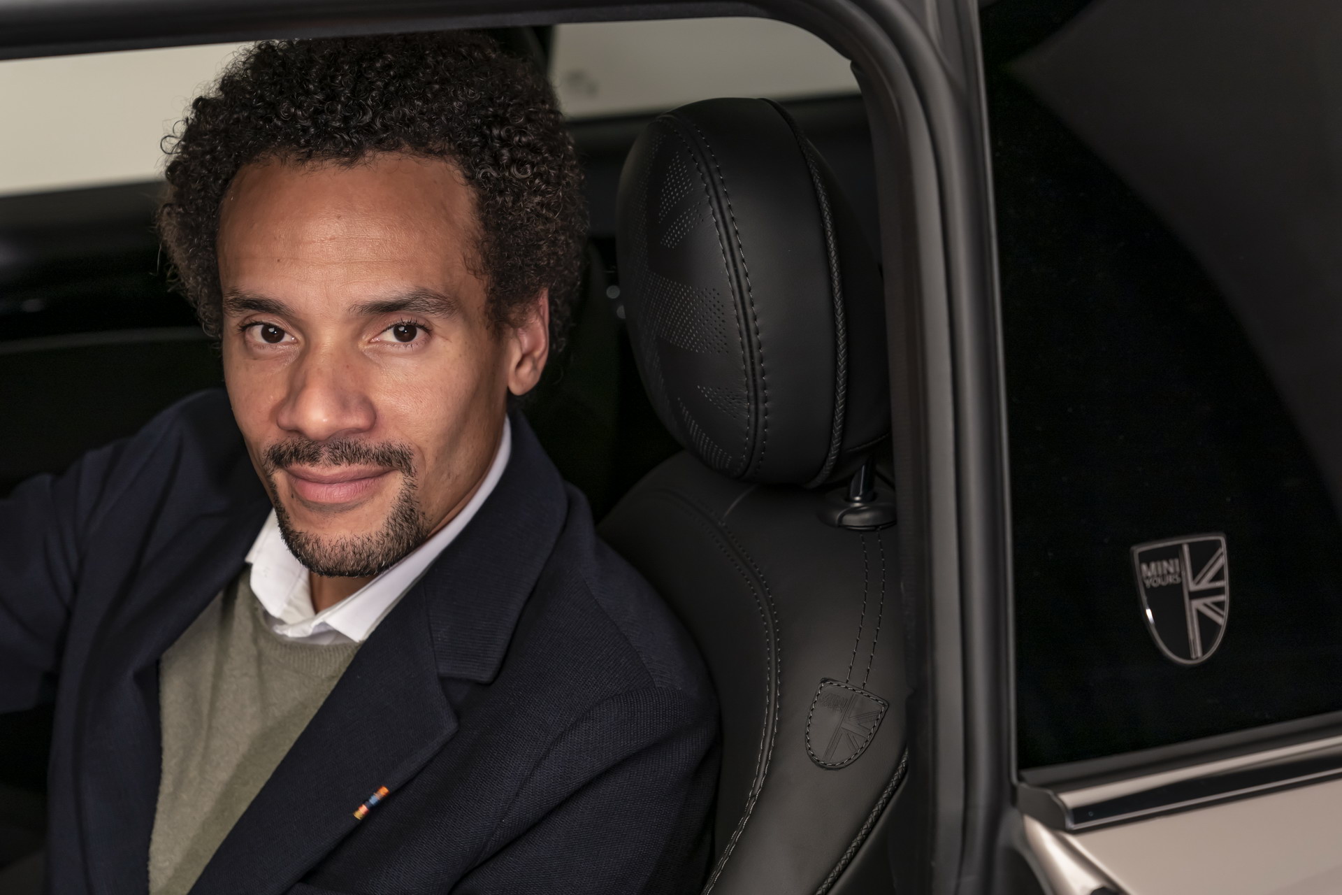 MINI Gives 2022 Hatches And Convertible A Maxi Update