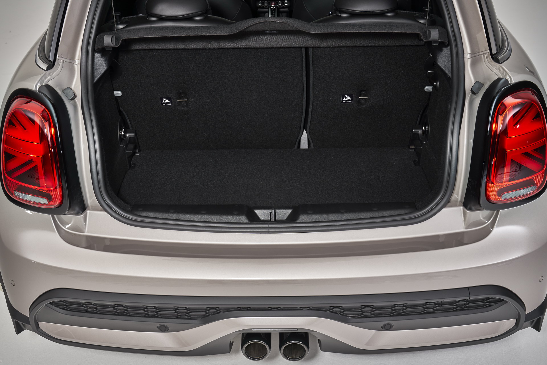 MINI Gives 2022 Hatches And Convertible A Maxi Update