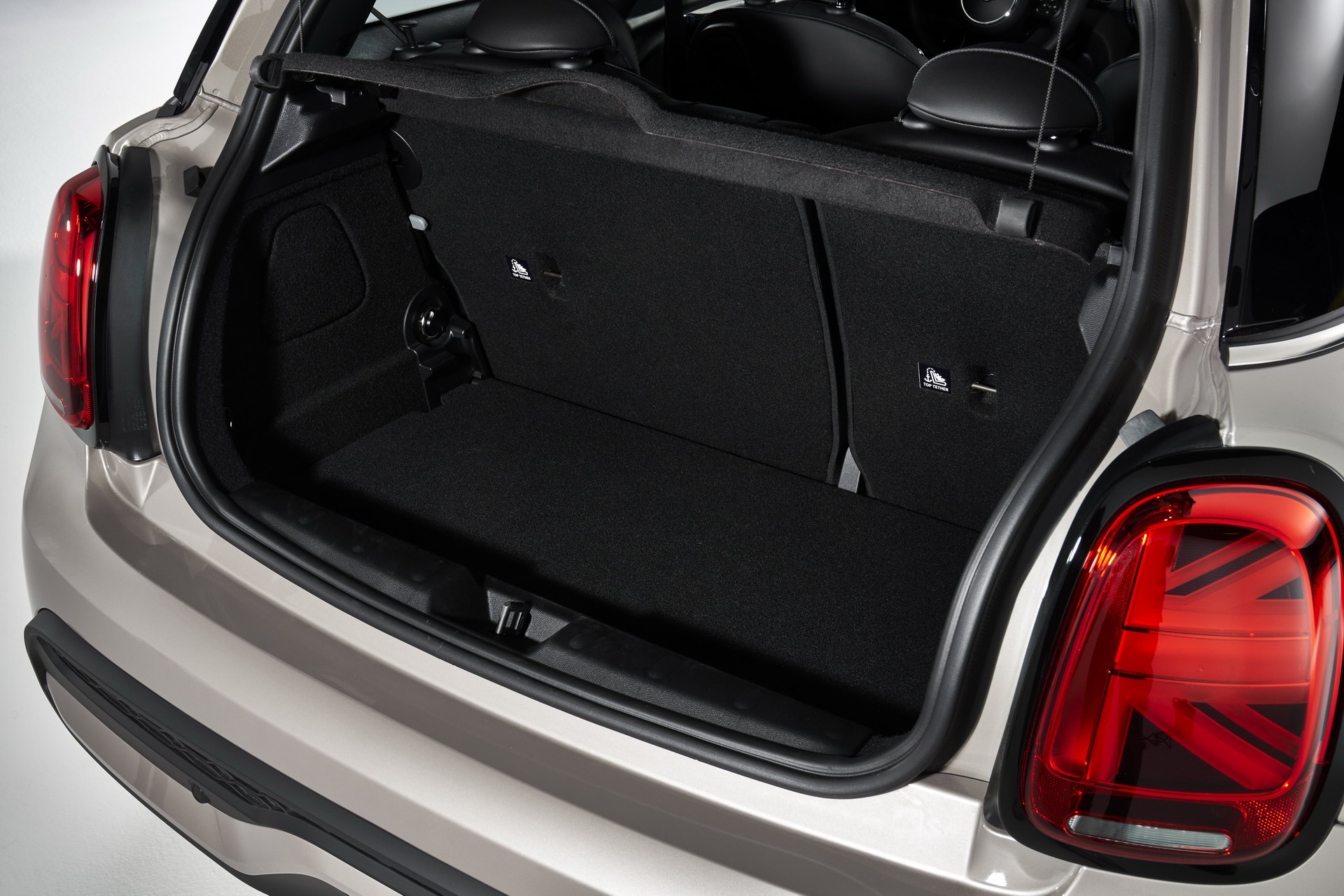 MINI Gives 2022 Hatches And Convertible A Maxi Update