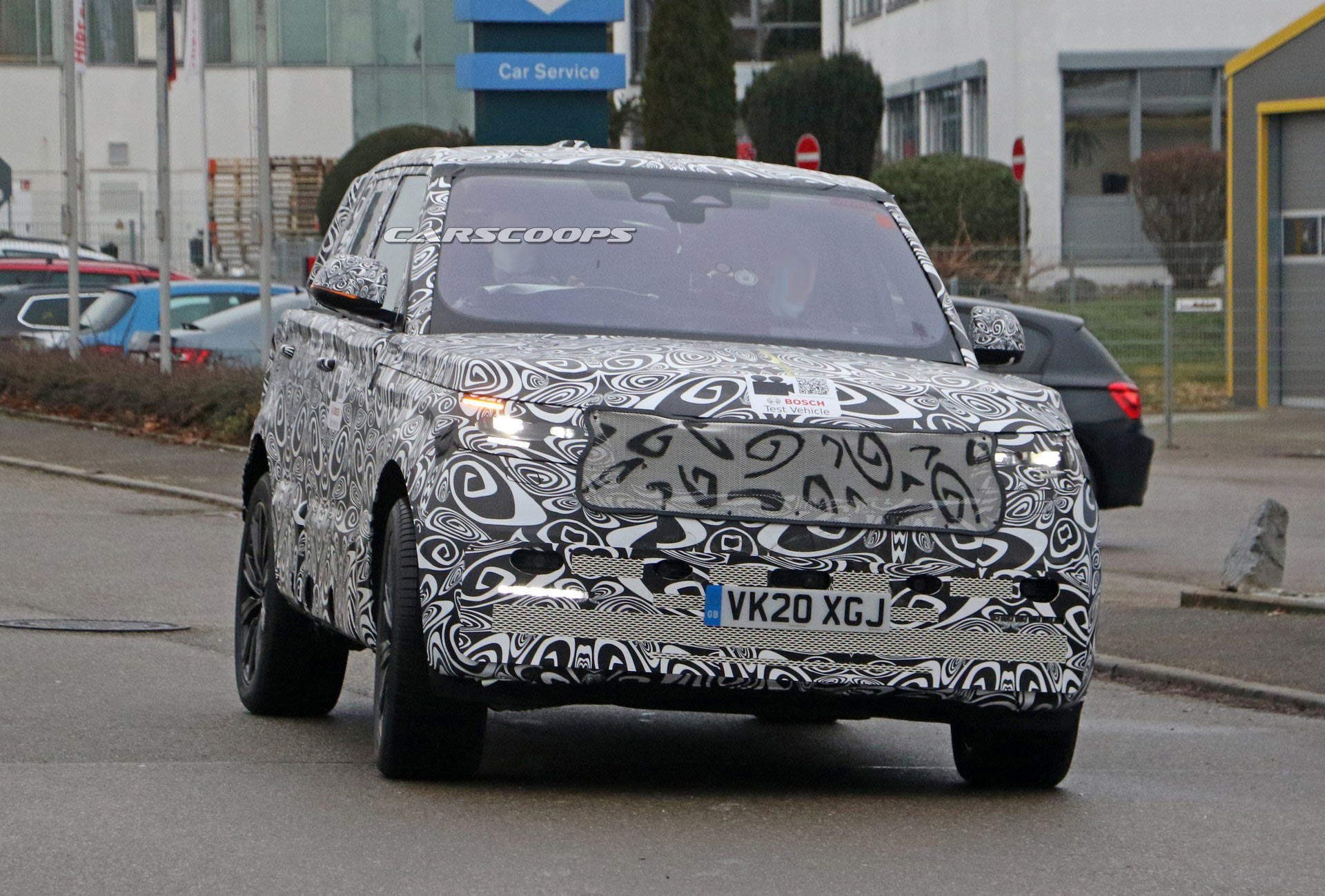 2022 Range Rover Interior Spied With Larger Infotainment System