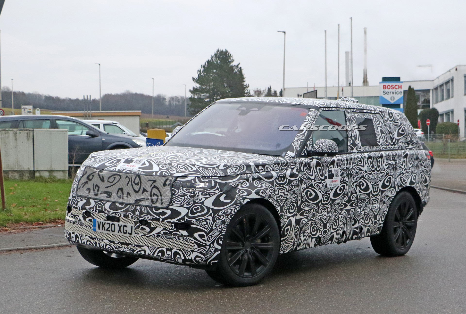 2022 Range Rover Interior Spied With Larger Infotainment System