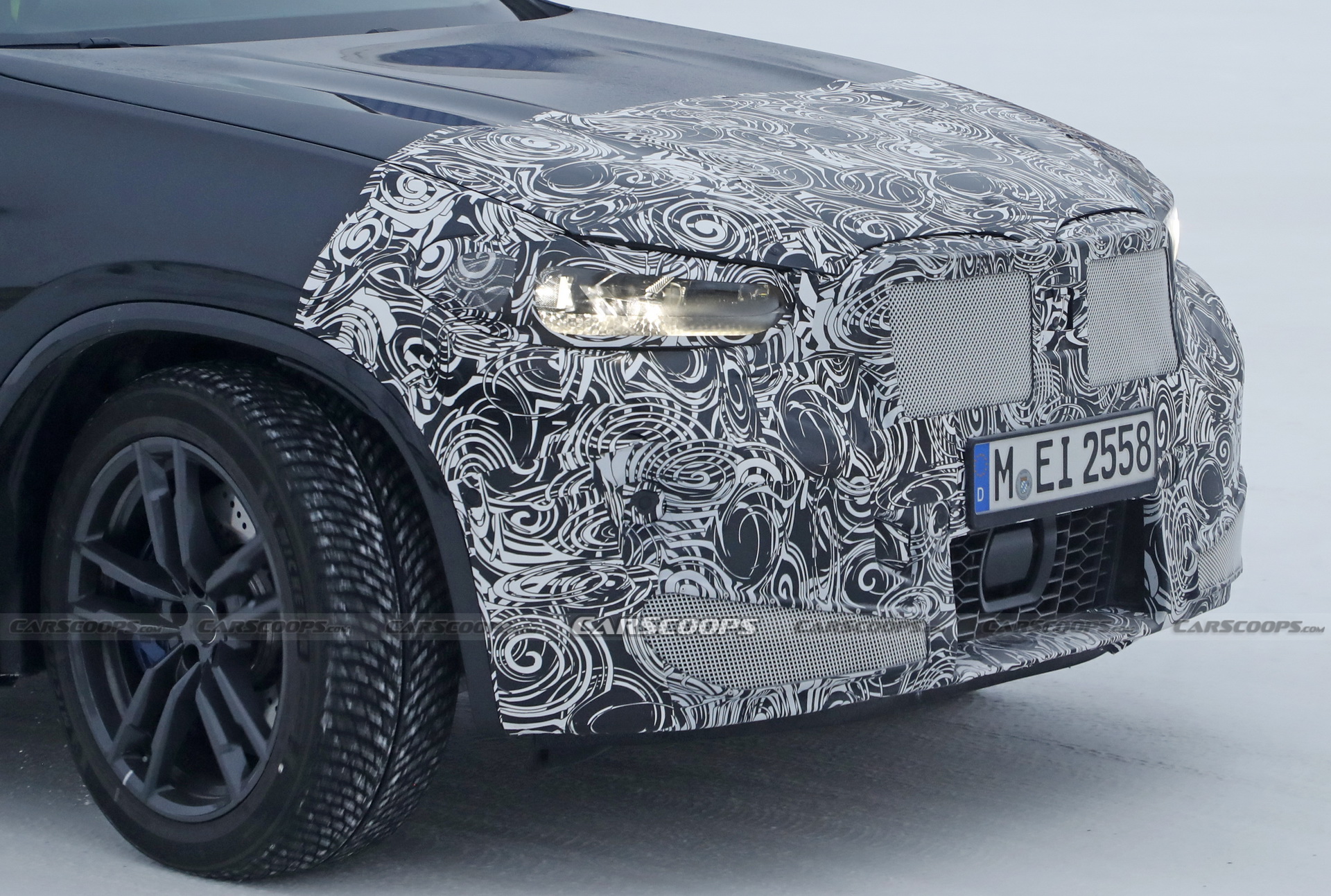 Facelifted 2022 BMW X4 M Wears Its ‘M’ Badge Beneath The Camo