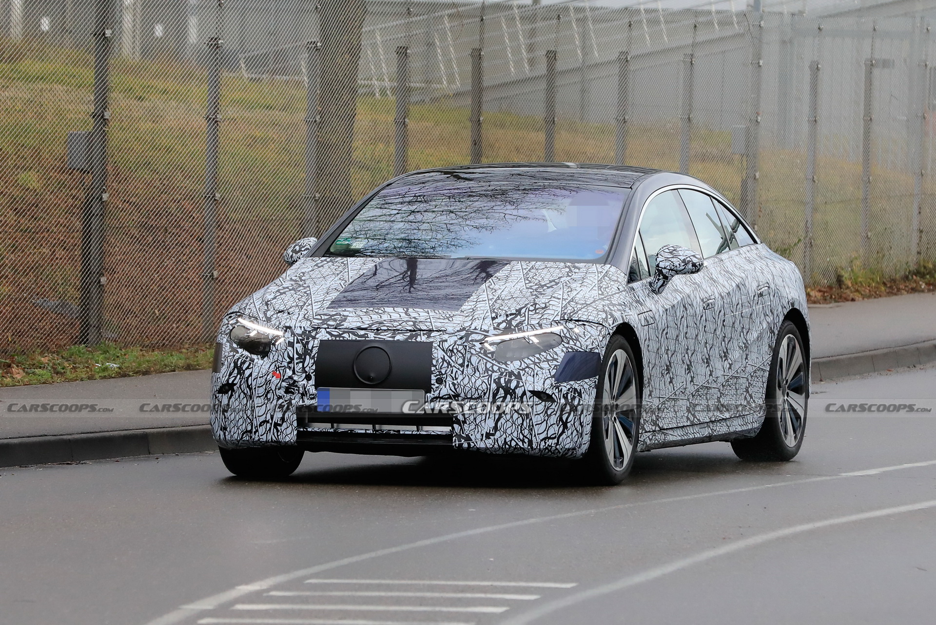 2022 Mercedes EQS Flagship Electric Sedan Shows Us More Skin Than Ever Before