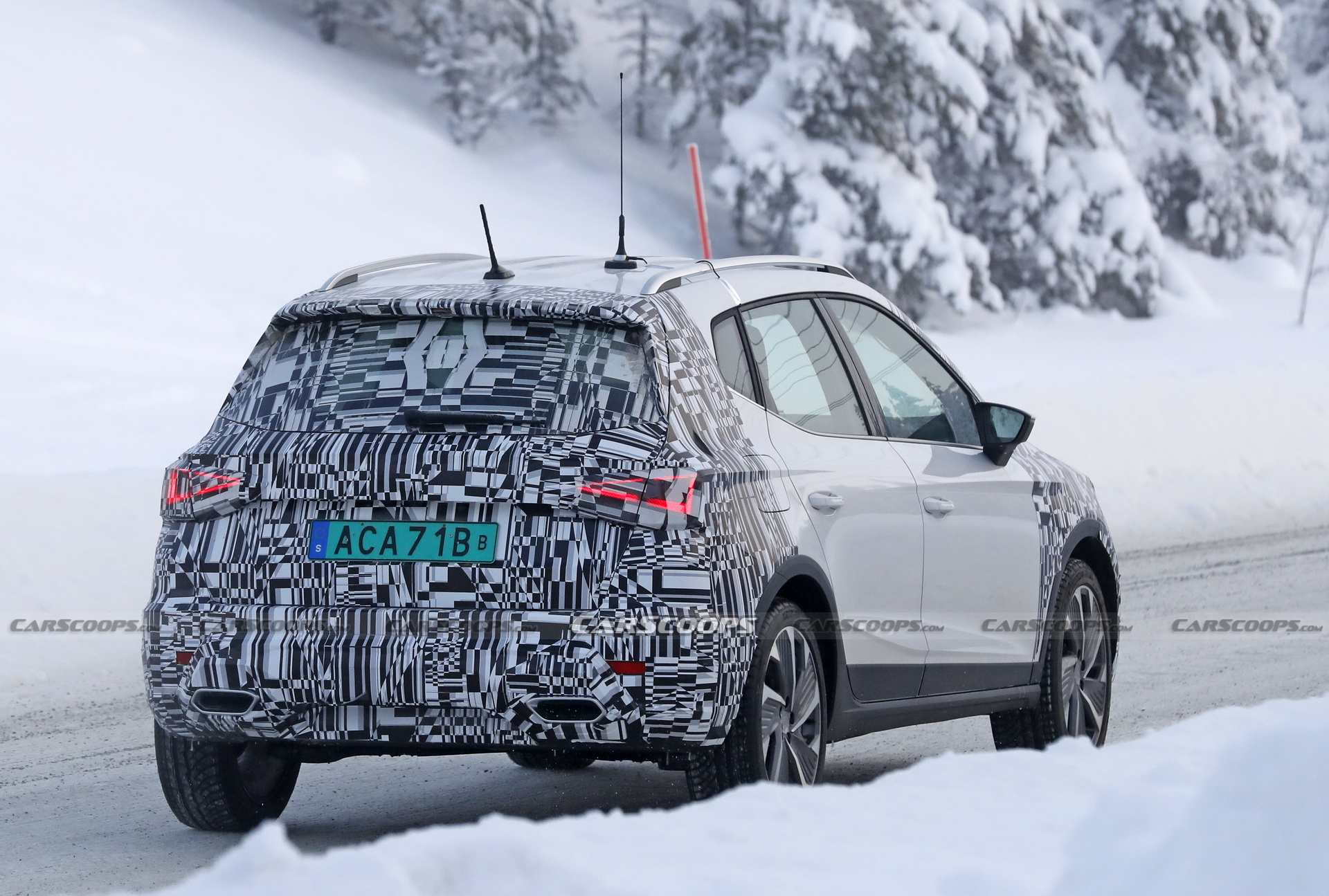 2021 Seat Arona Facelift Spotted Hiding More Modern Mini-Ateca Design