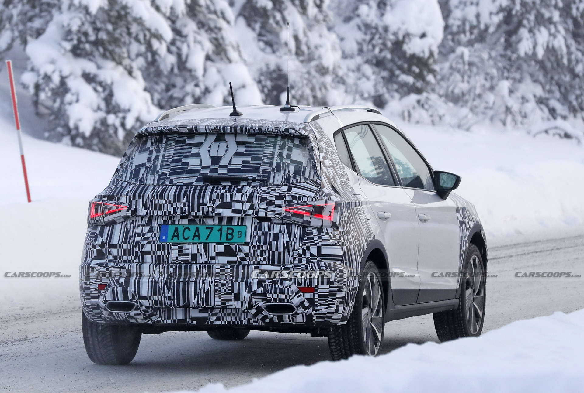 2021 Seat Arona Facelift Spotted Hiding More Modern Mini-Ateca Design