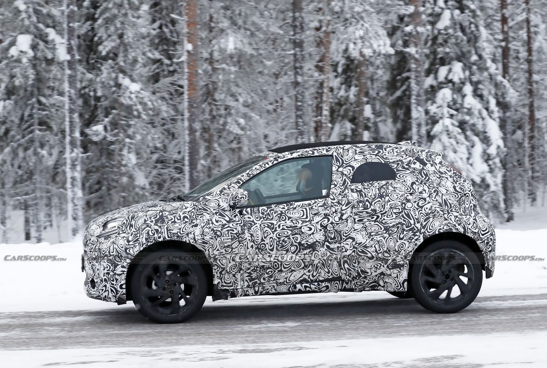 Next-Gen Toyota Aygo Spied With Canvas Roof Option