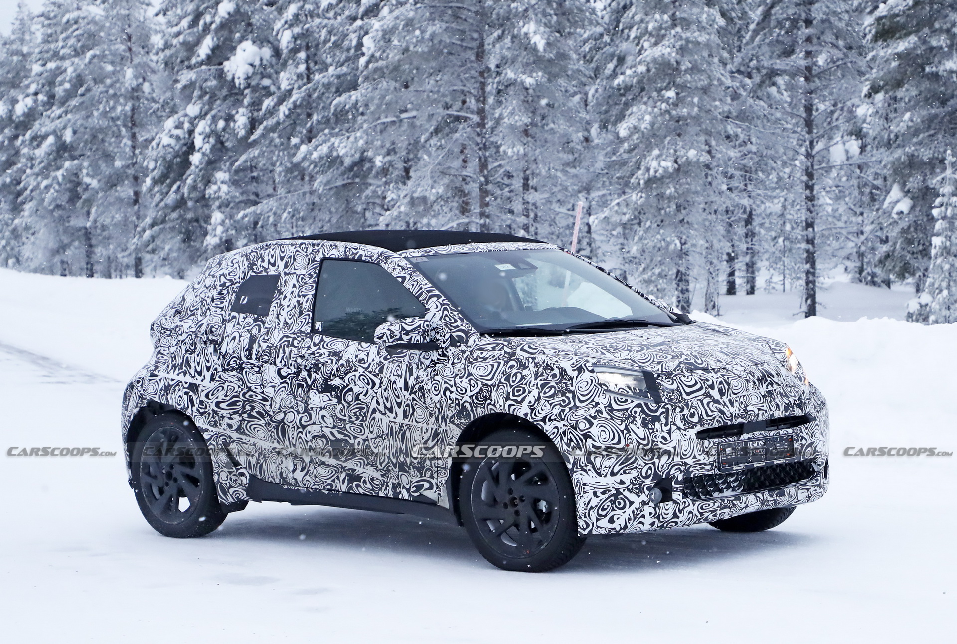 Next-Gen Toyota Aygo Spied With Canvas Roof Option