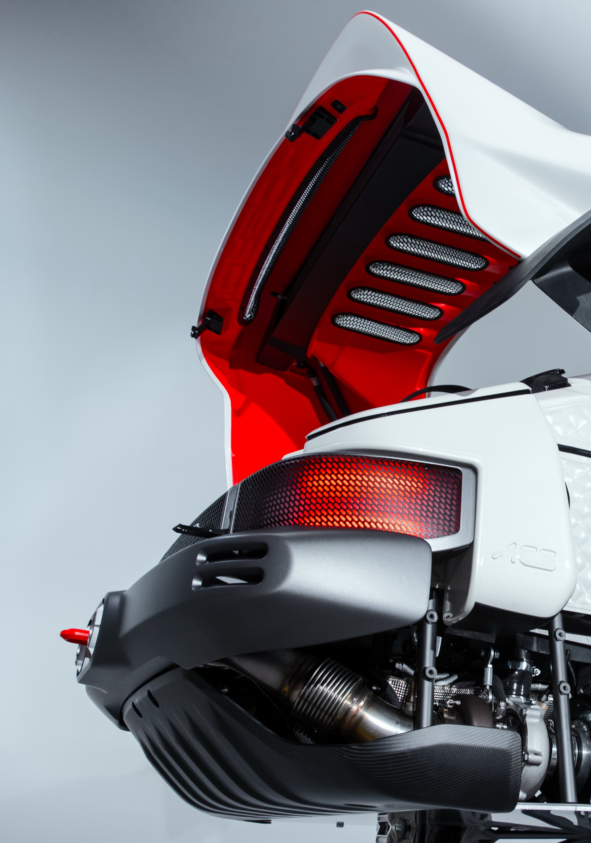 Singer Built Two Specially Commissioned Safari-Style 911 Rally Racers Named ACS